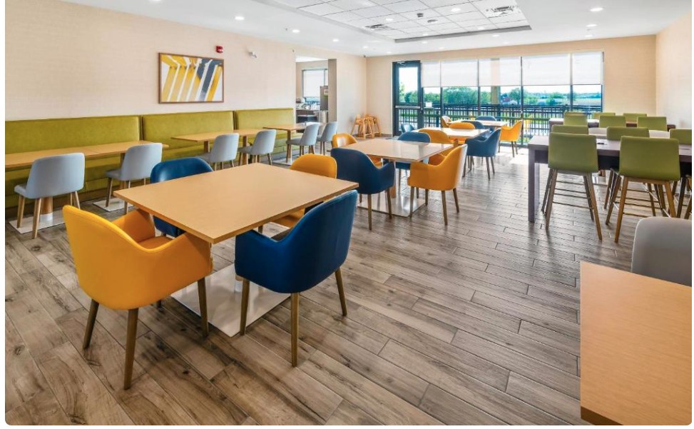 Comfort Inn & Suites Bradford ON