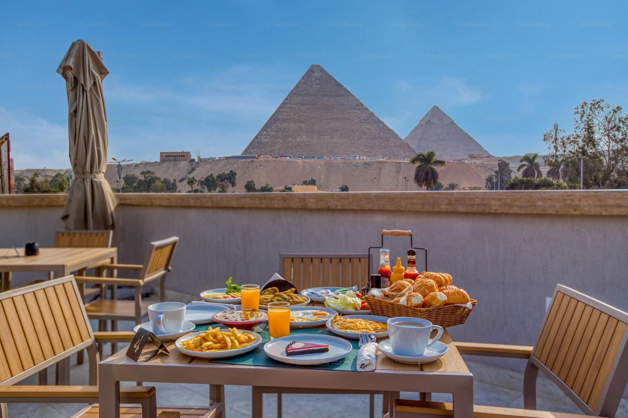 La Boutique Hã´tel - Vue Des Pyramides