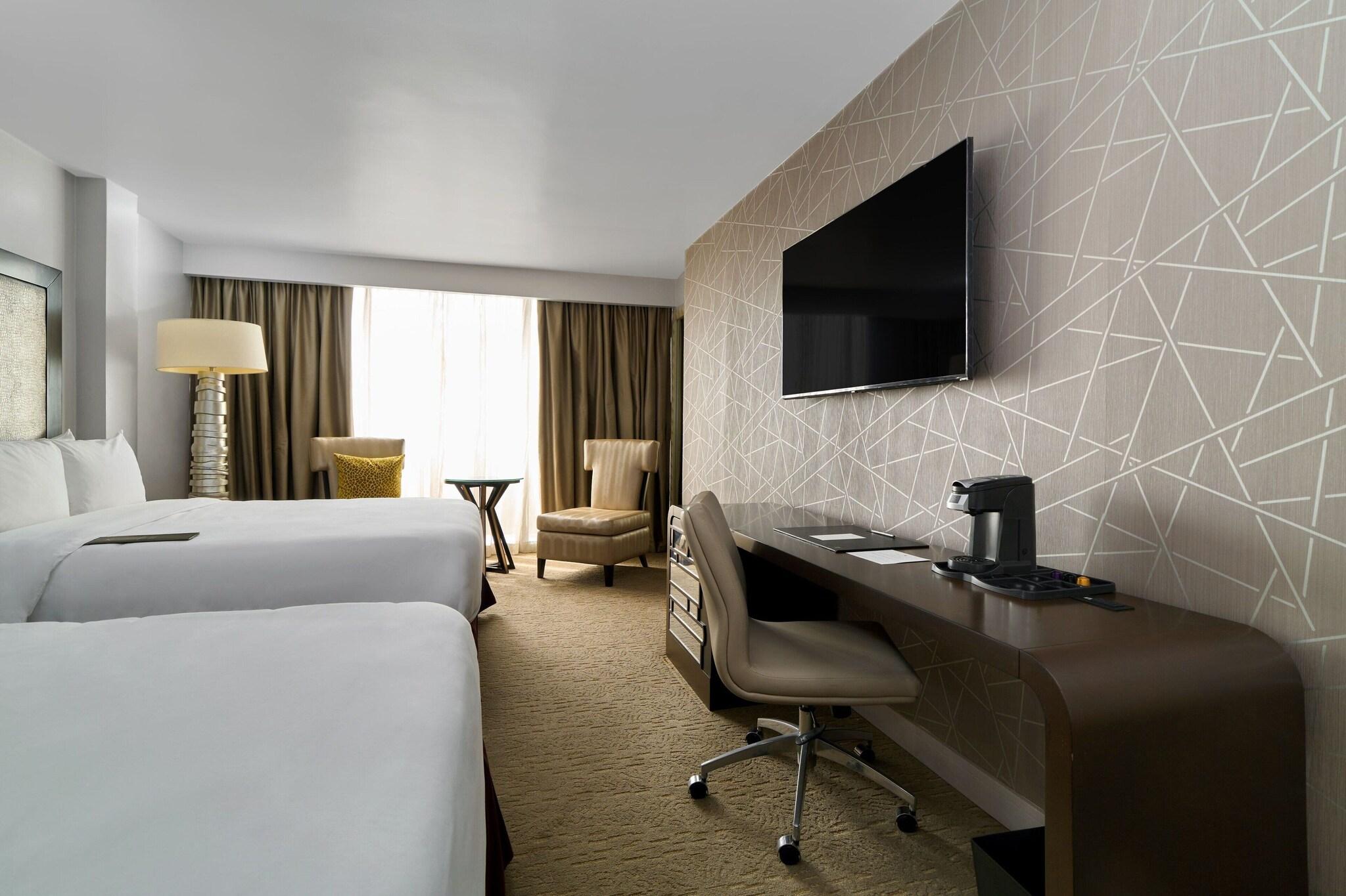 Renaissance Panama City Hotel