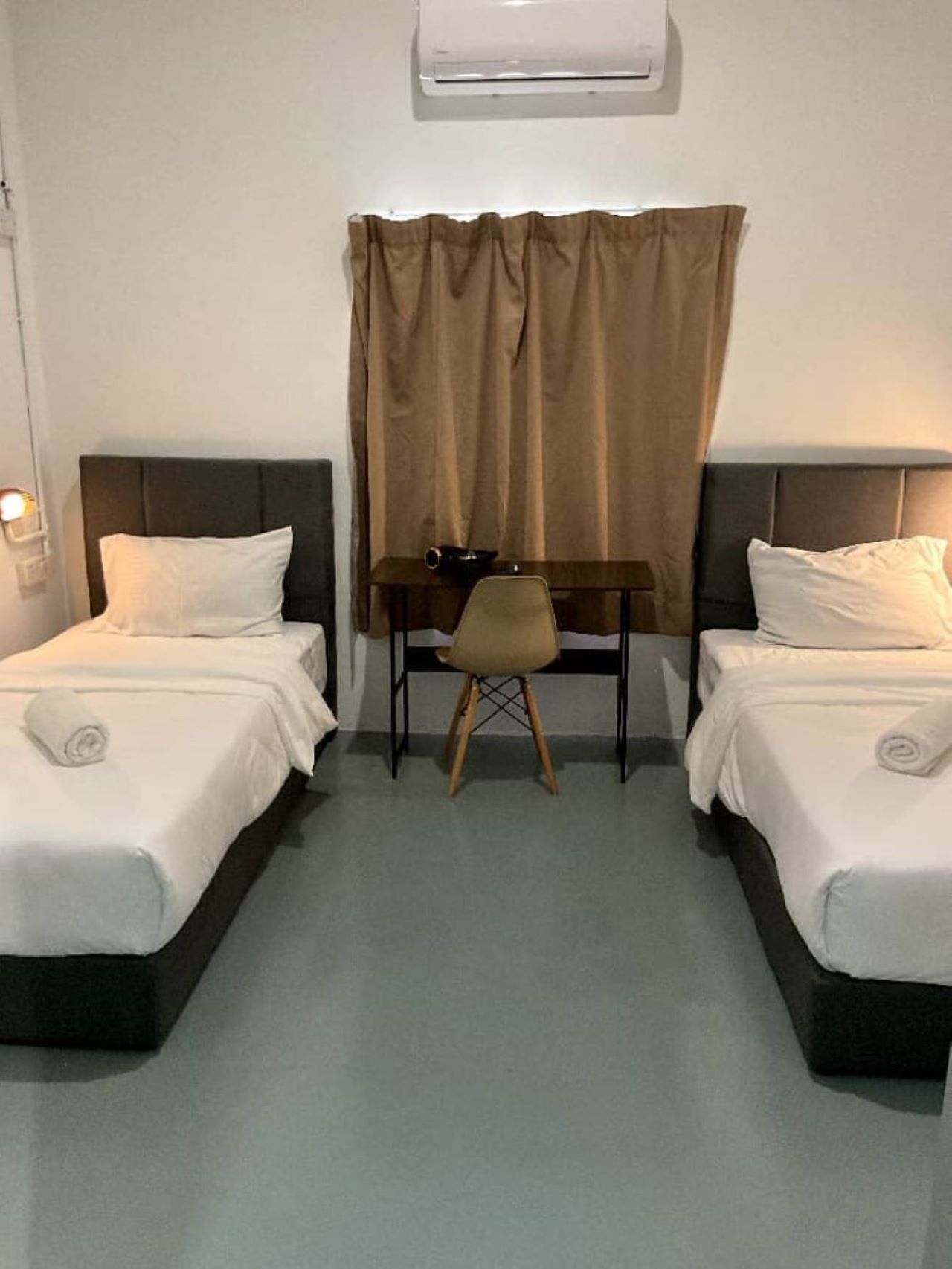 39 Love Lane - Smart Intelligent Inn