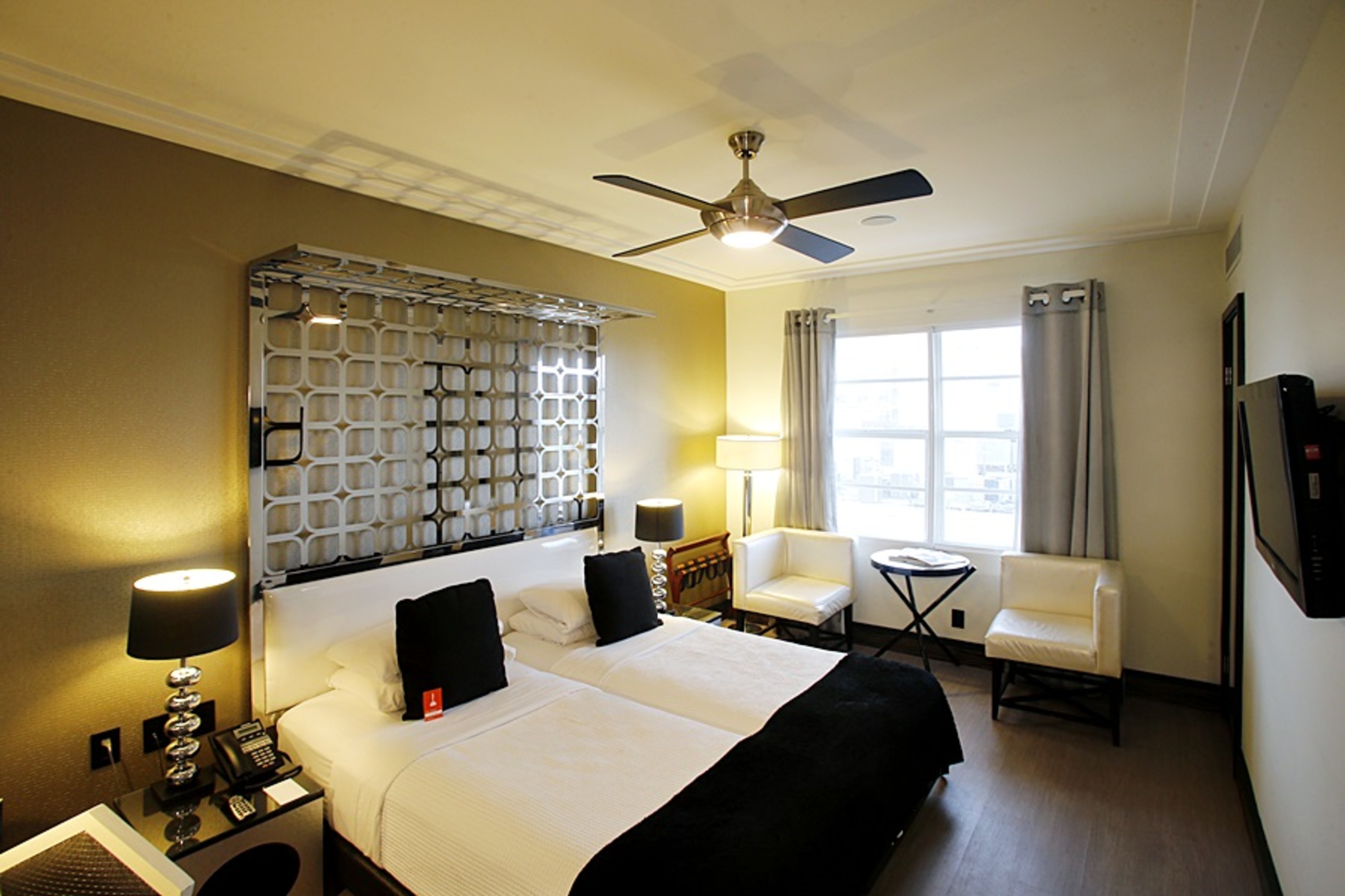 Waldorf Towers South Beach by null