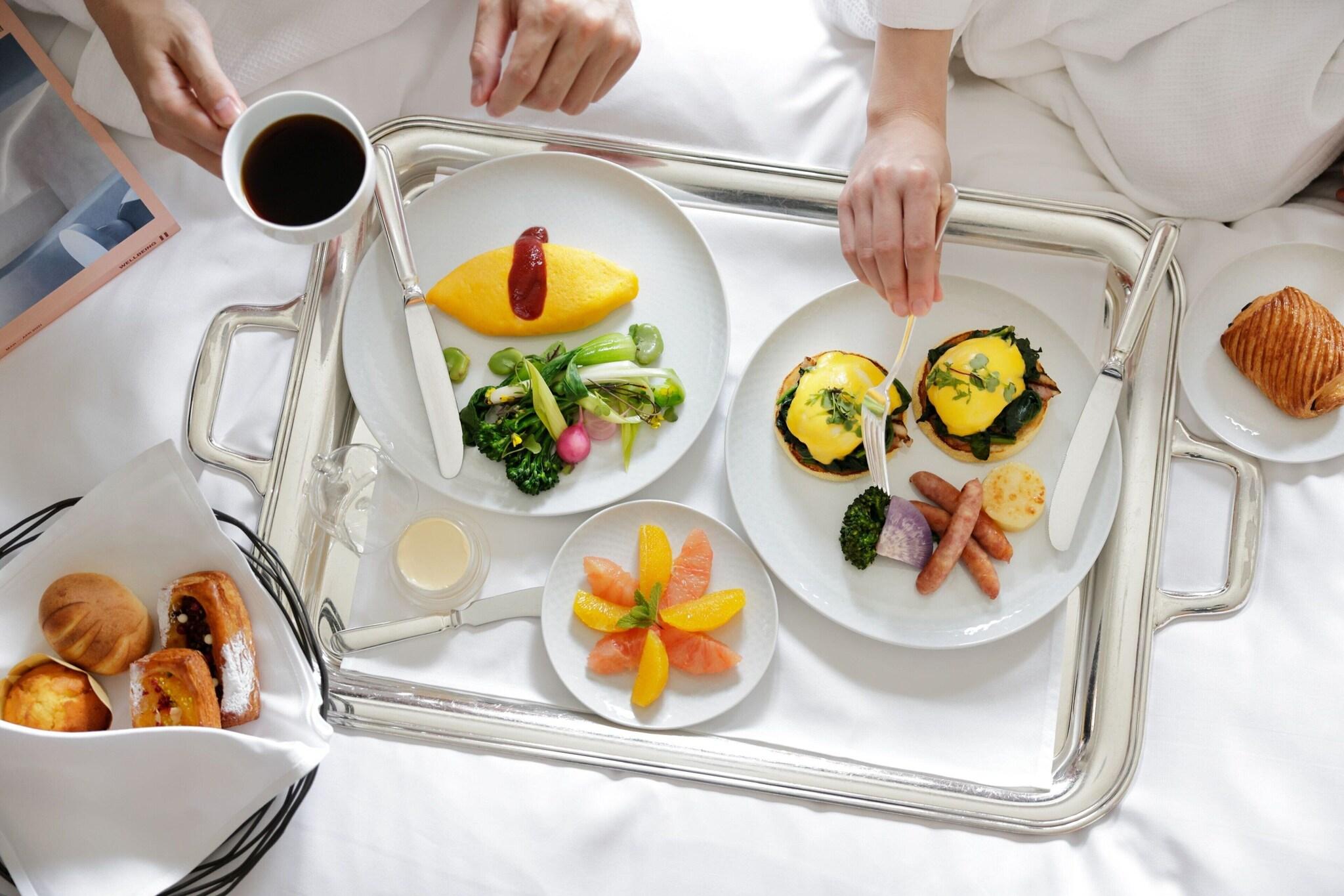 The Ritz-Carlton, Tokyo by null