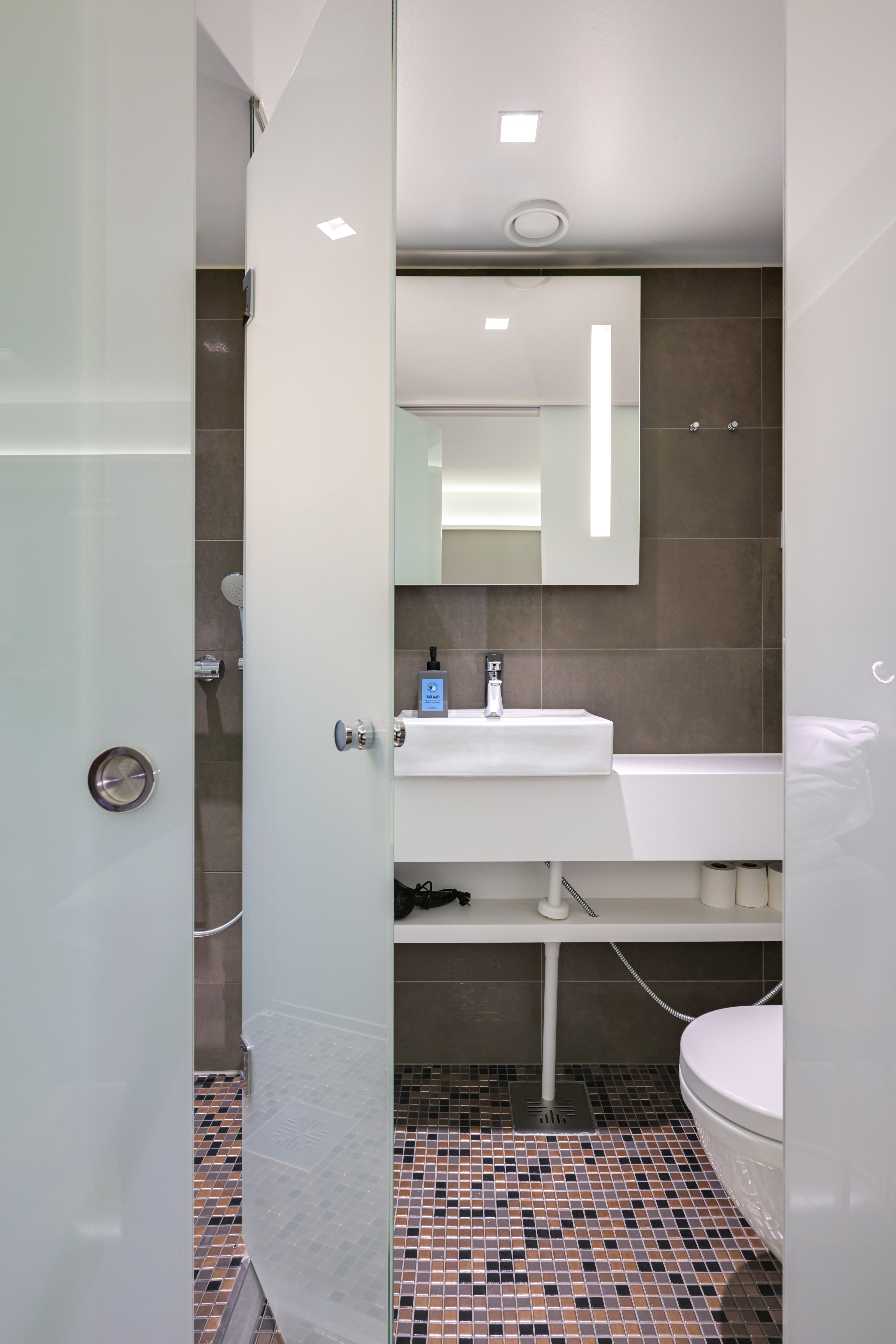 Comfort Hotel Xpress Helsinki Airport Terminal