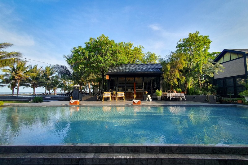 SiamBeach Resort by null