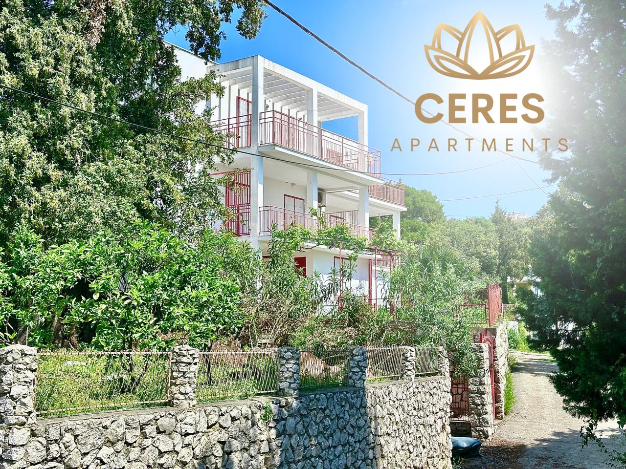 Ceres  Apartments