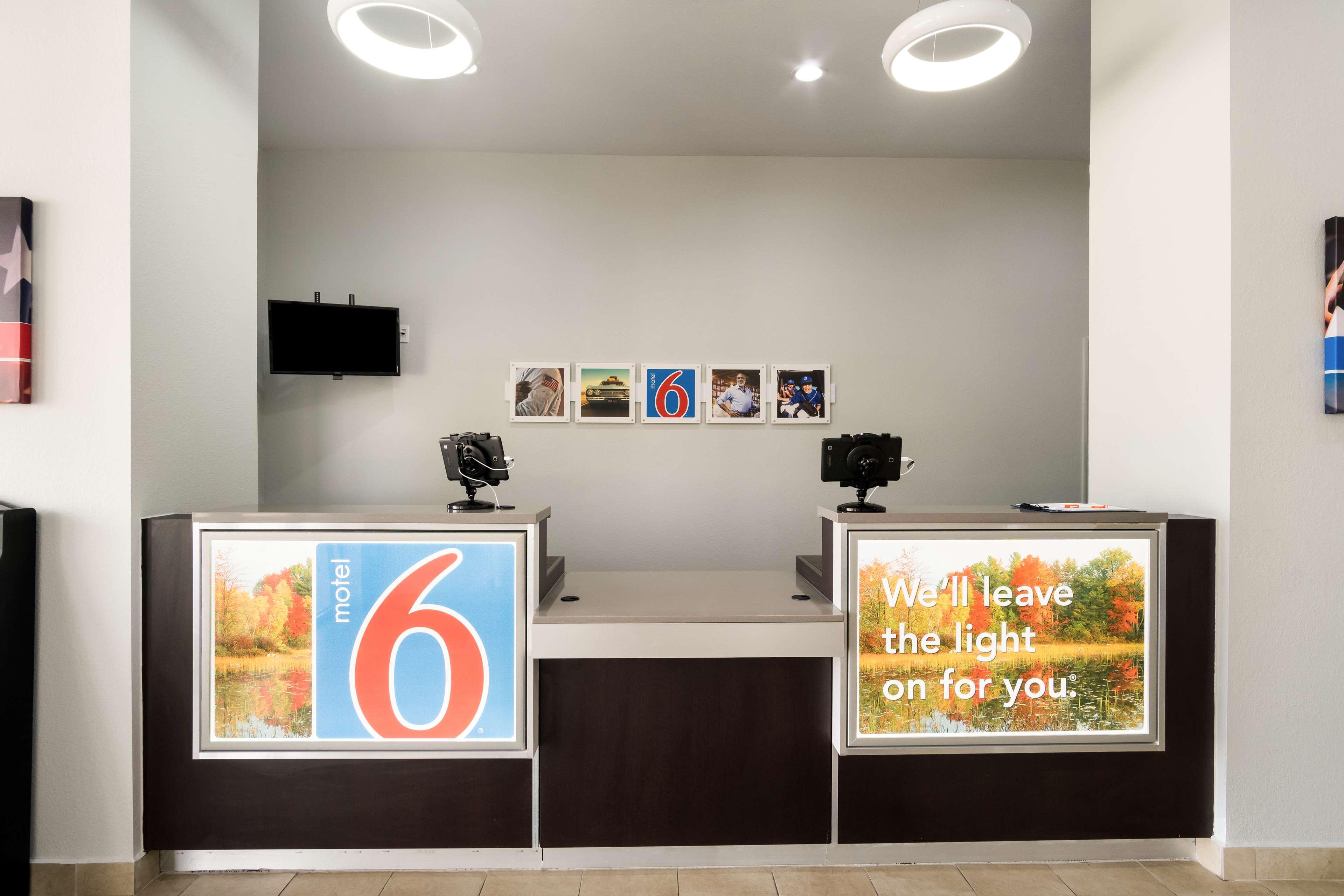 Motel 6 Lexington, KY - Airport