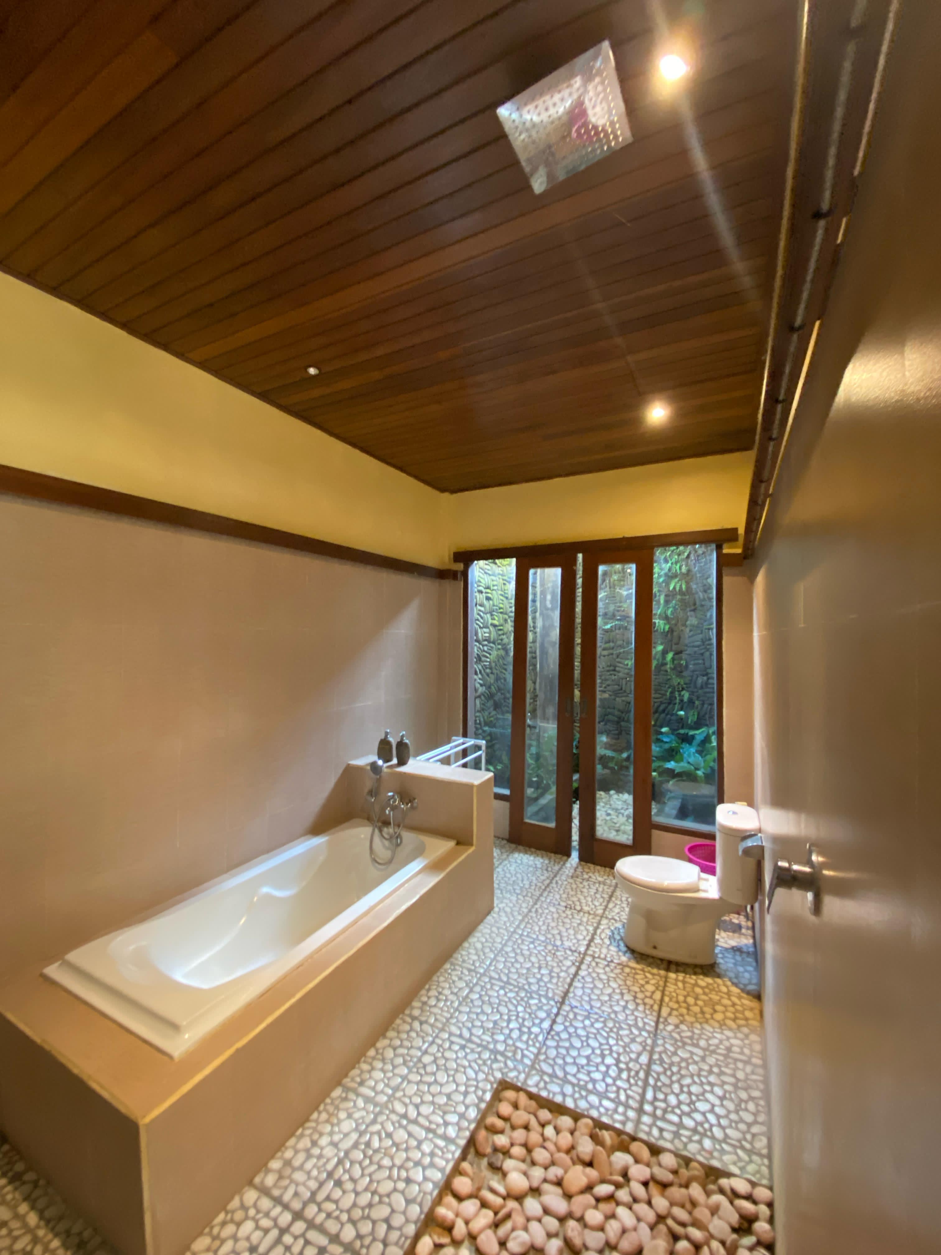 Hening Suite Ubud