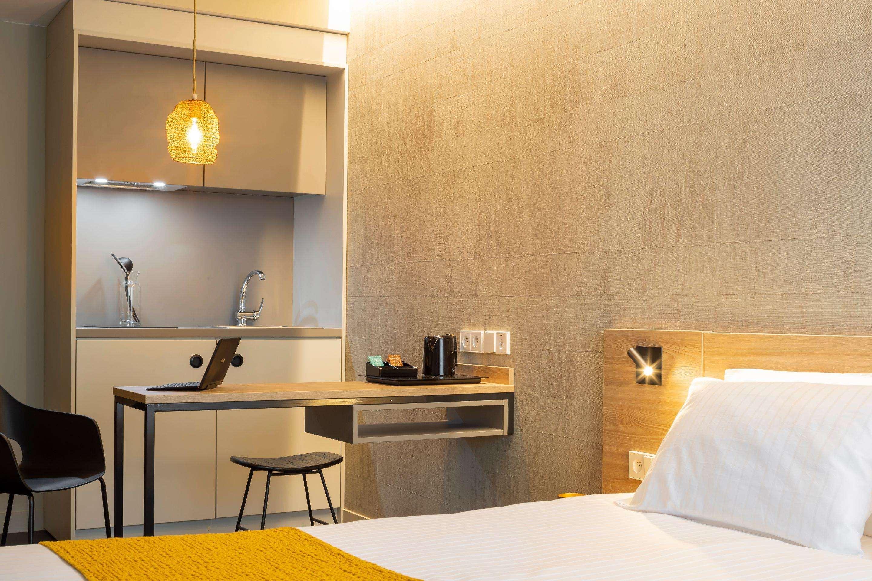 37 Lodge La Da Fense Courbevoie
