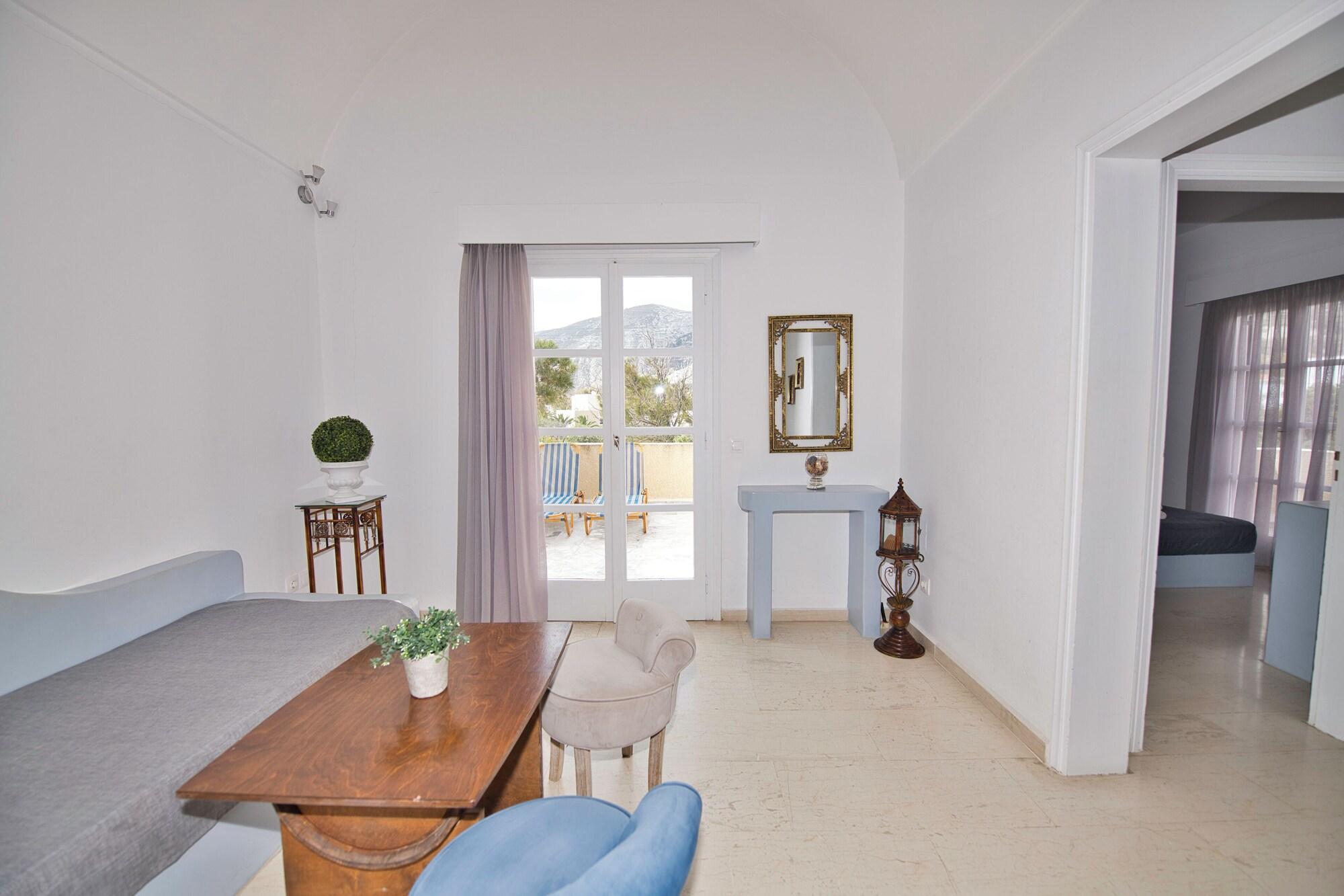 Ira Apartments