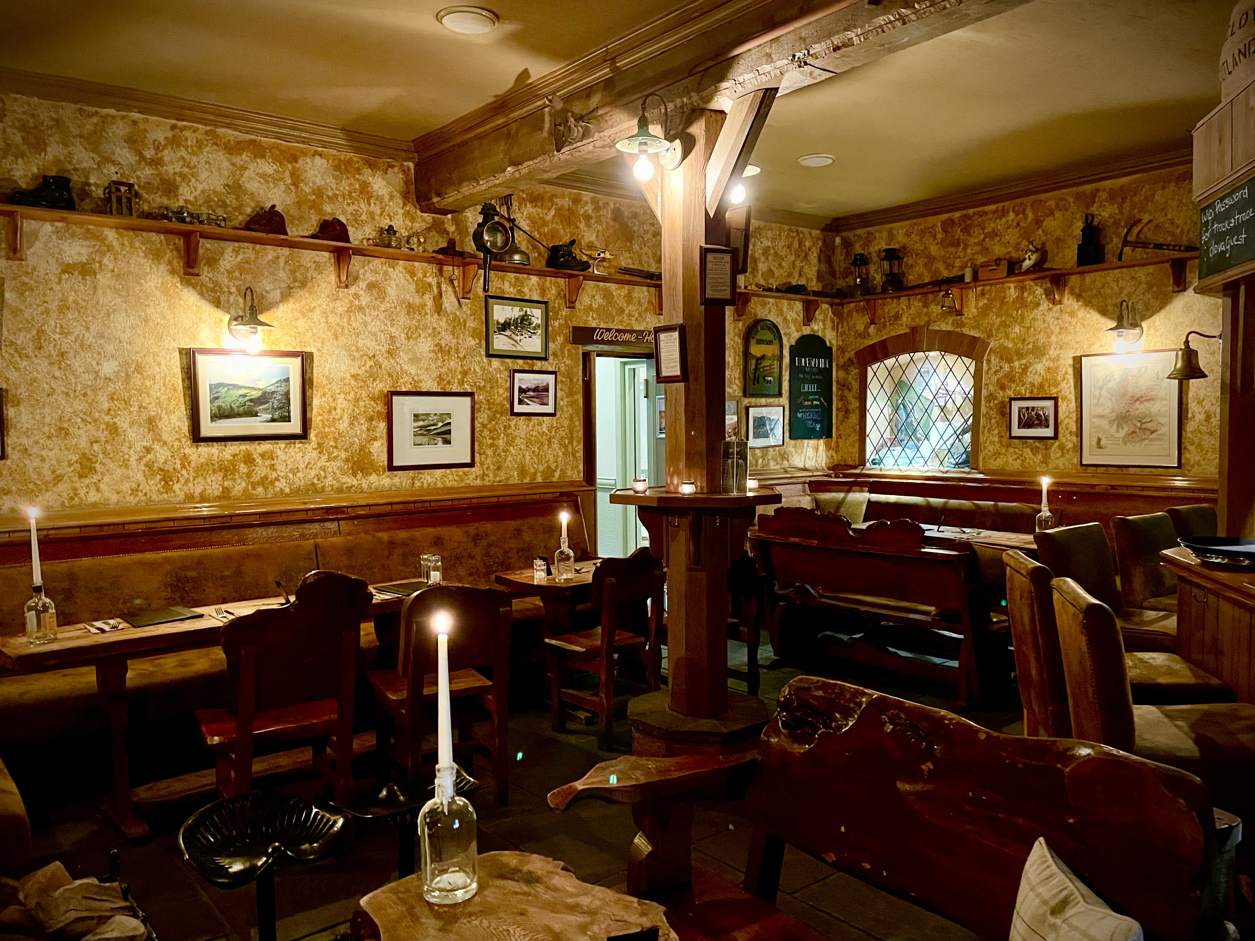 Glen Clova Hotel by null