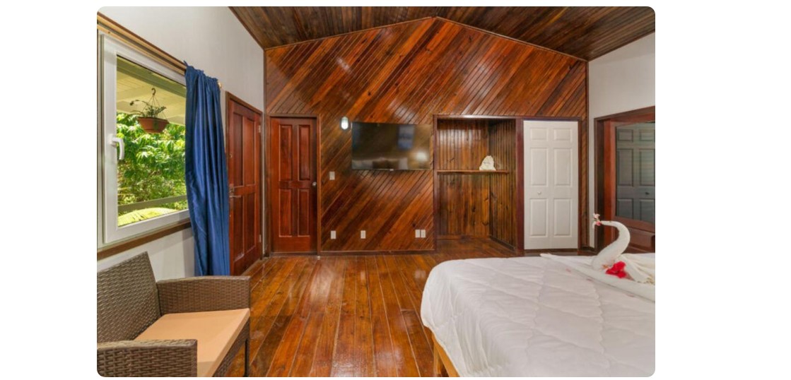 Hotel and Dive Center Roatan Yacht Club