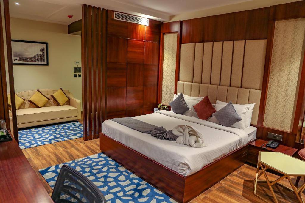 Four Leaf Hotel Akosha, Varanasi