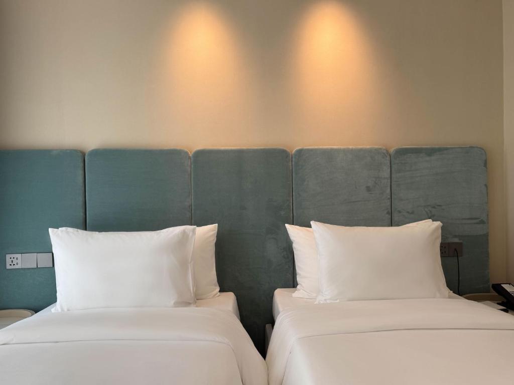 Laya Suites & Residences