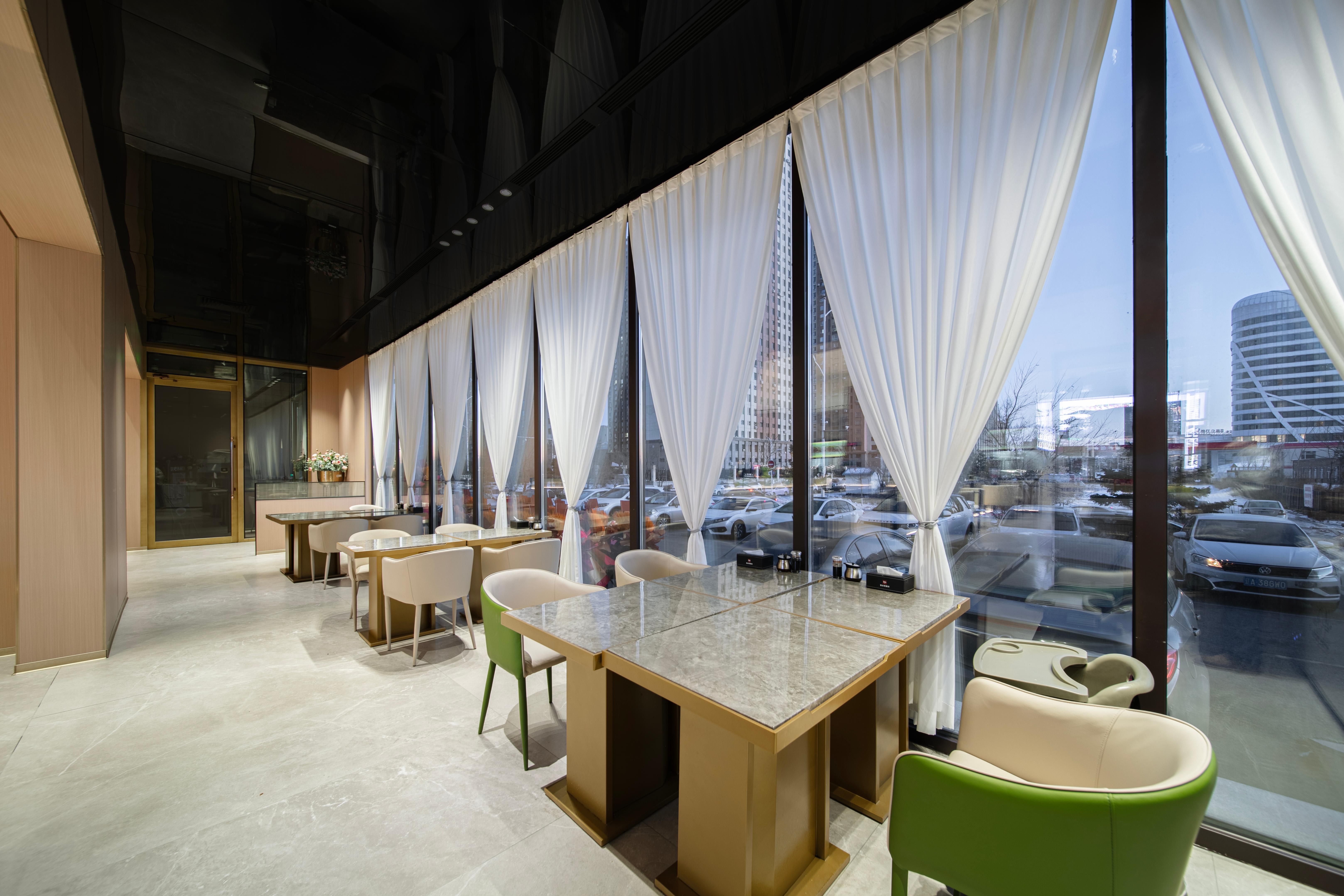 Ibis Hotel (Daqing Hao Fang)