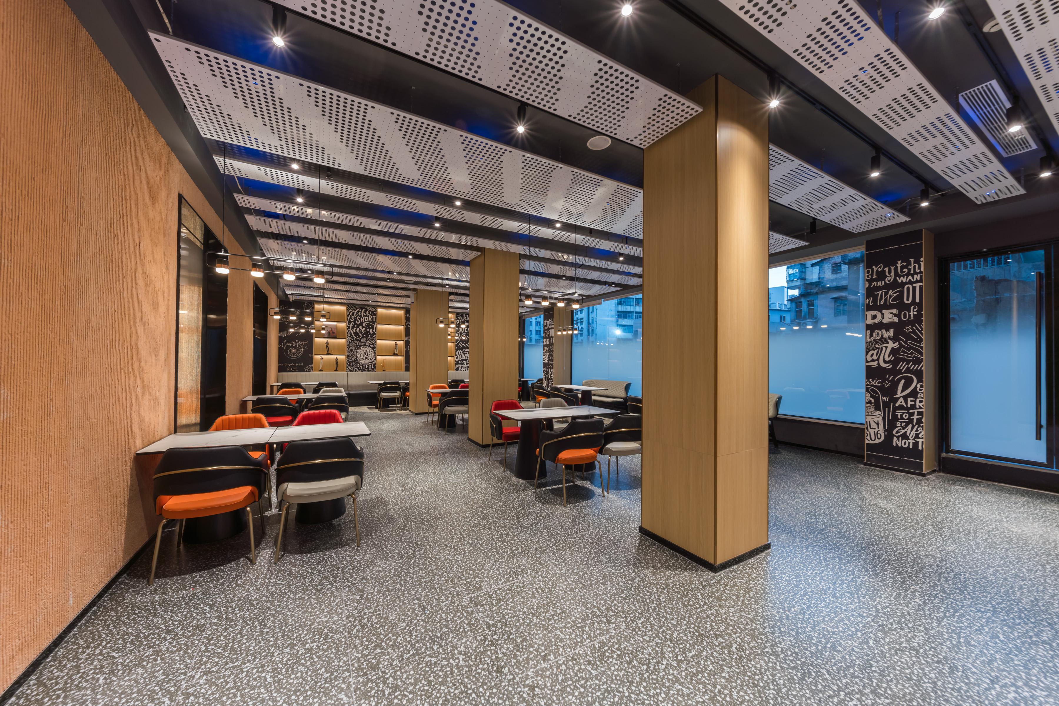 Ibis Hotel (Shantou Middle Zhongshan Rd)