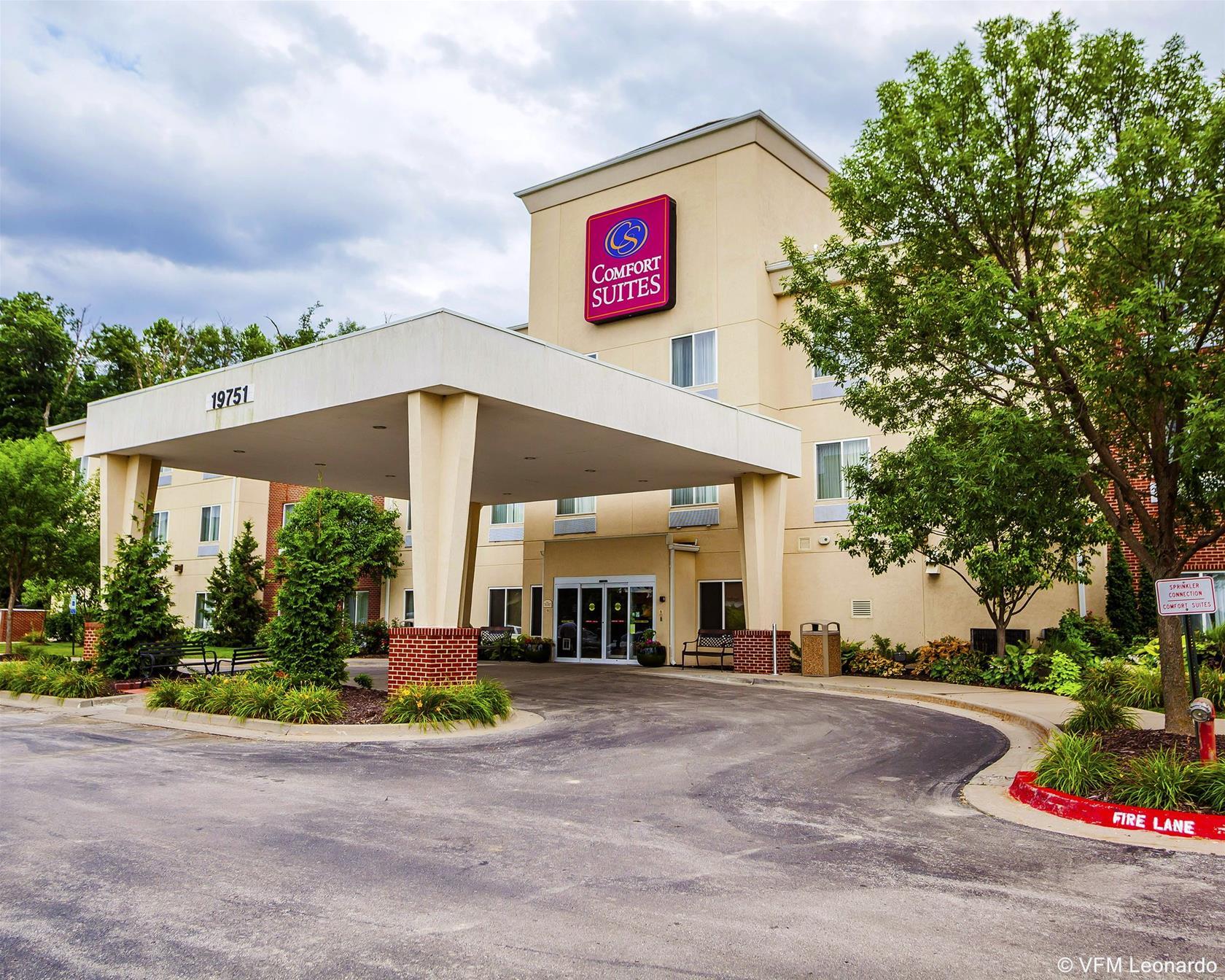 Comfort Suites (Independence)