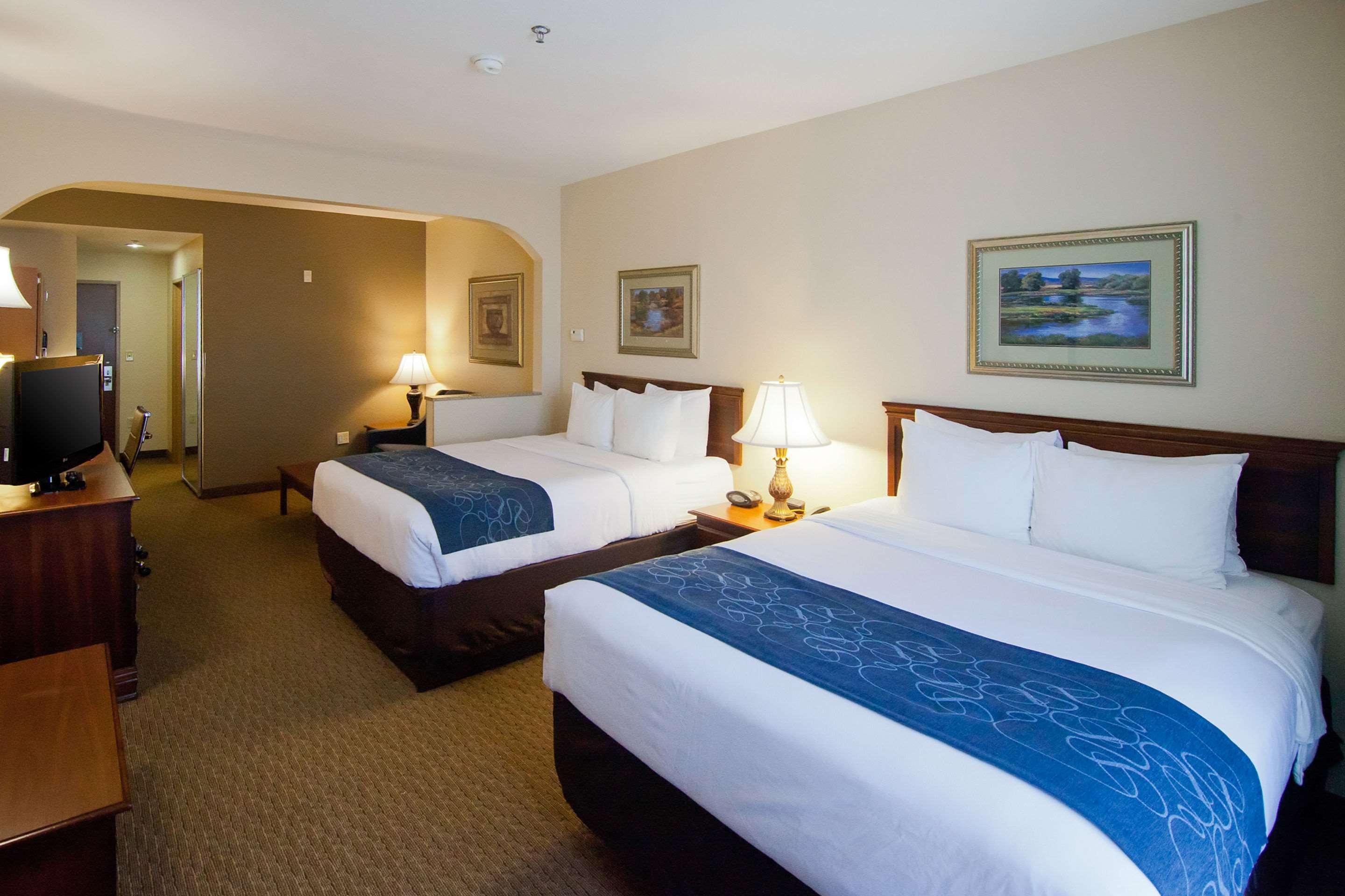 Comfort Suites Waco Near University Area