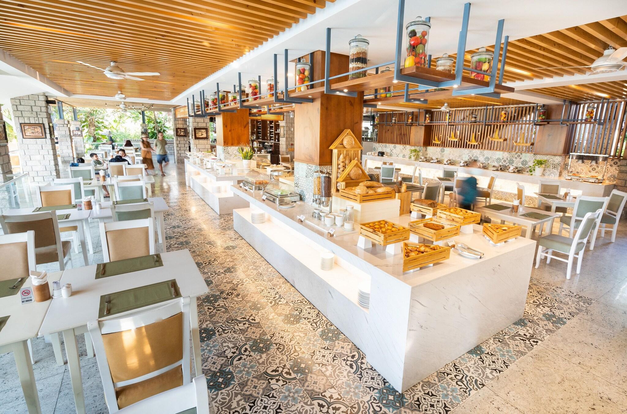 Hoang Ngoc Beach Resort & Spa