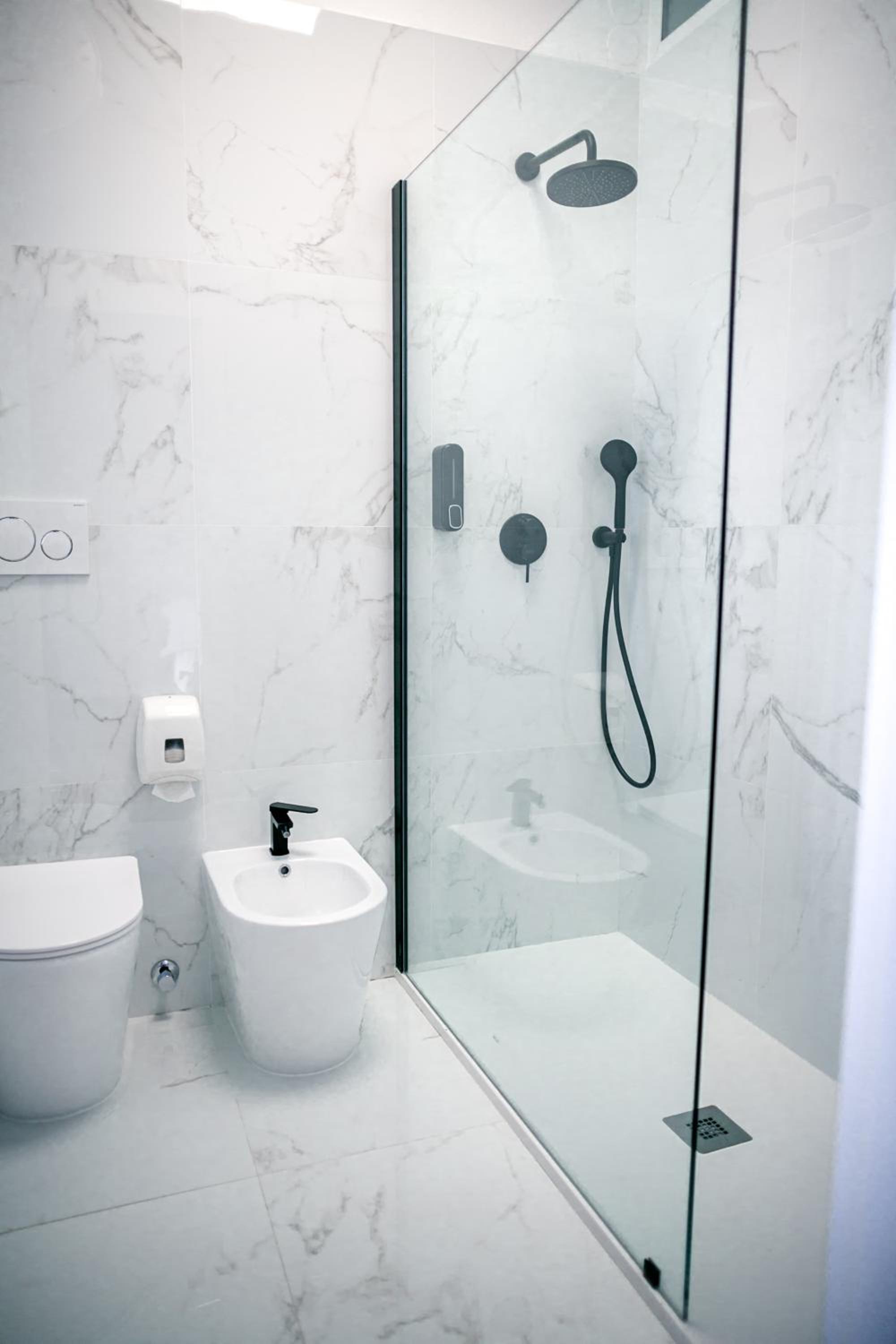 B B Best Hostel Milano Adults Only