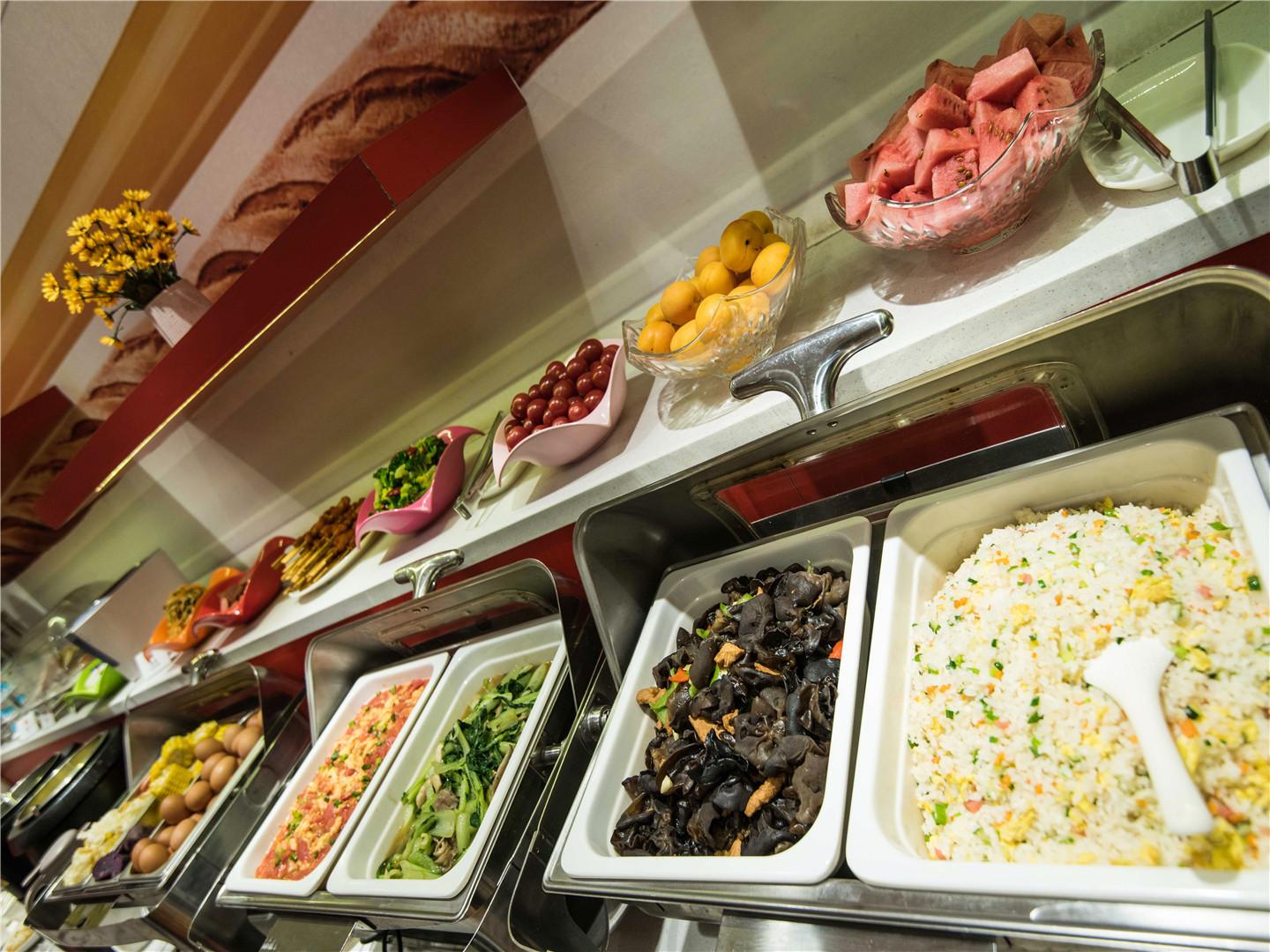 Ibis Lanzhou Dongfanghong Square Guofang Store