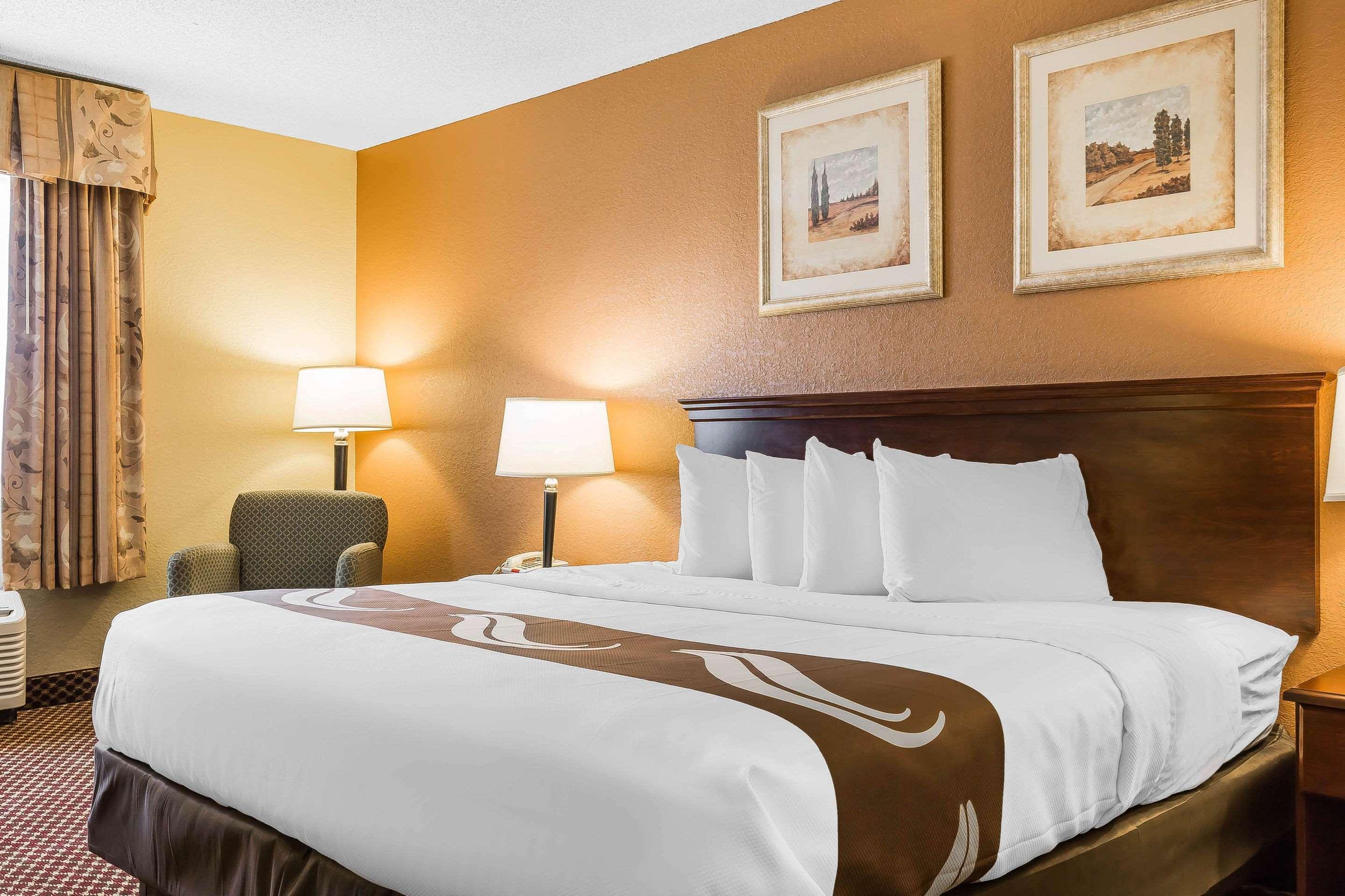 Quality Inn & Suites Bloomington University Area