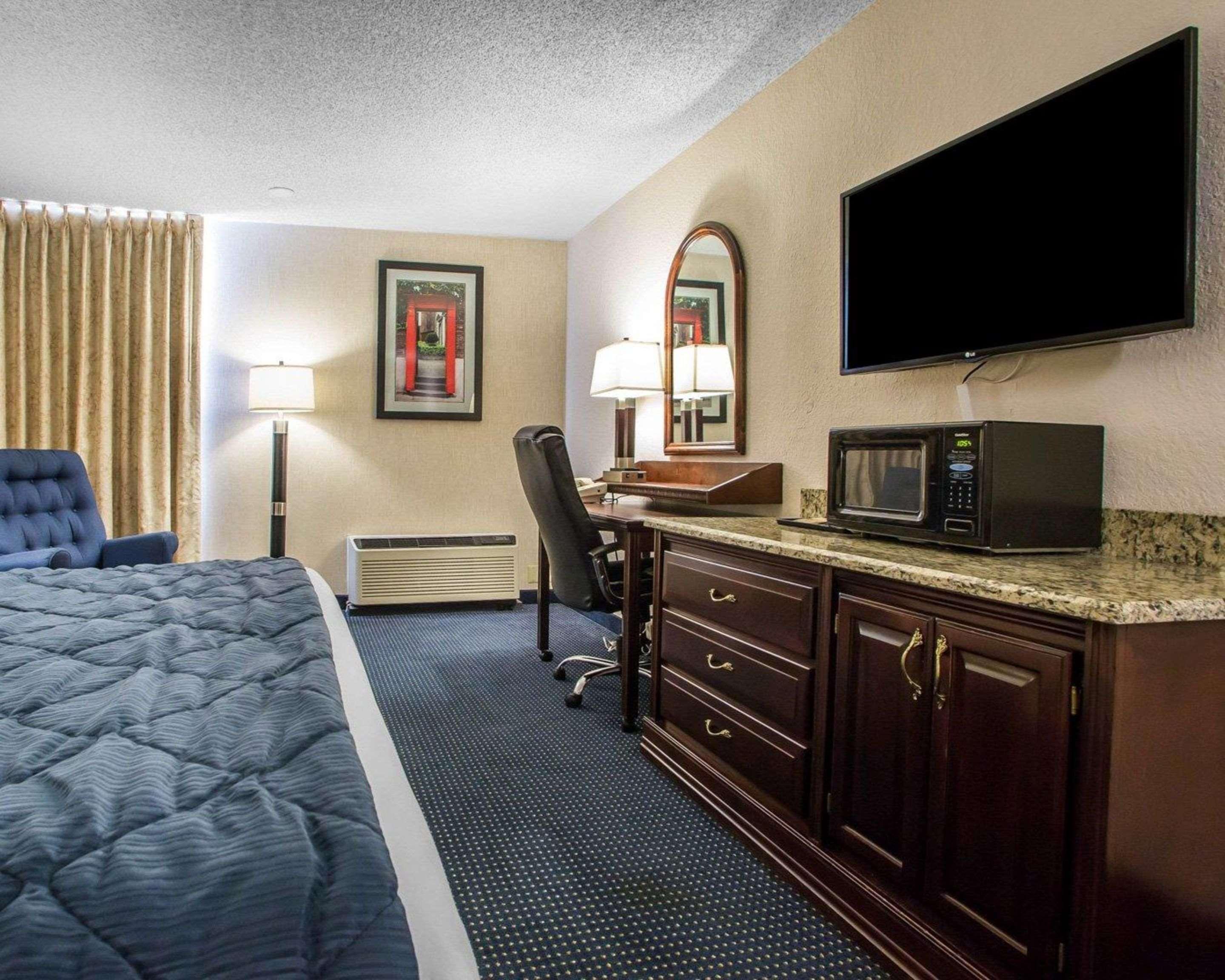 Quality Inn (Schaumburg)