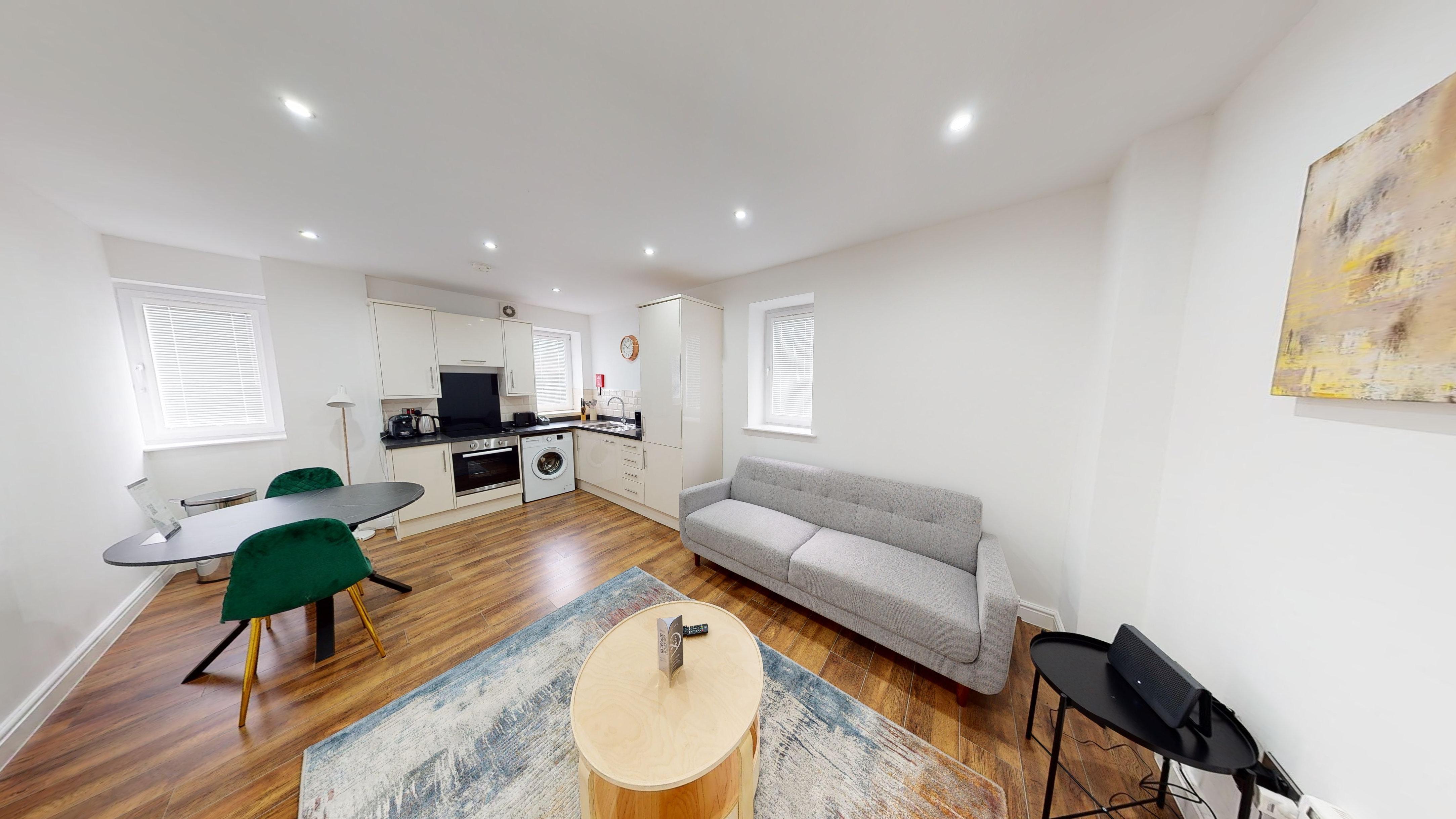 Charles Hope Apartments - Swindon