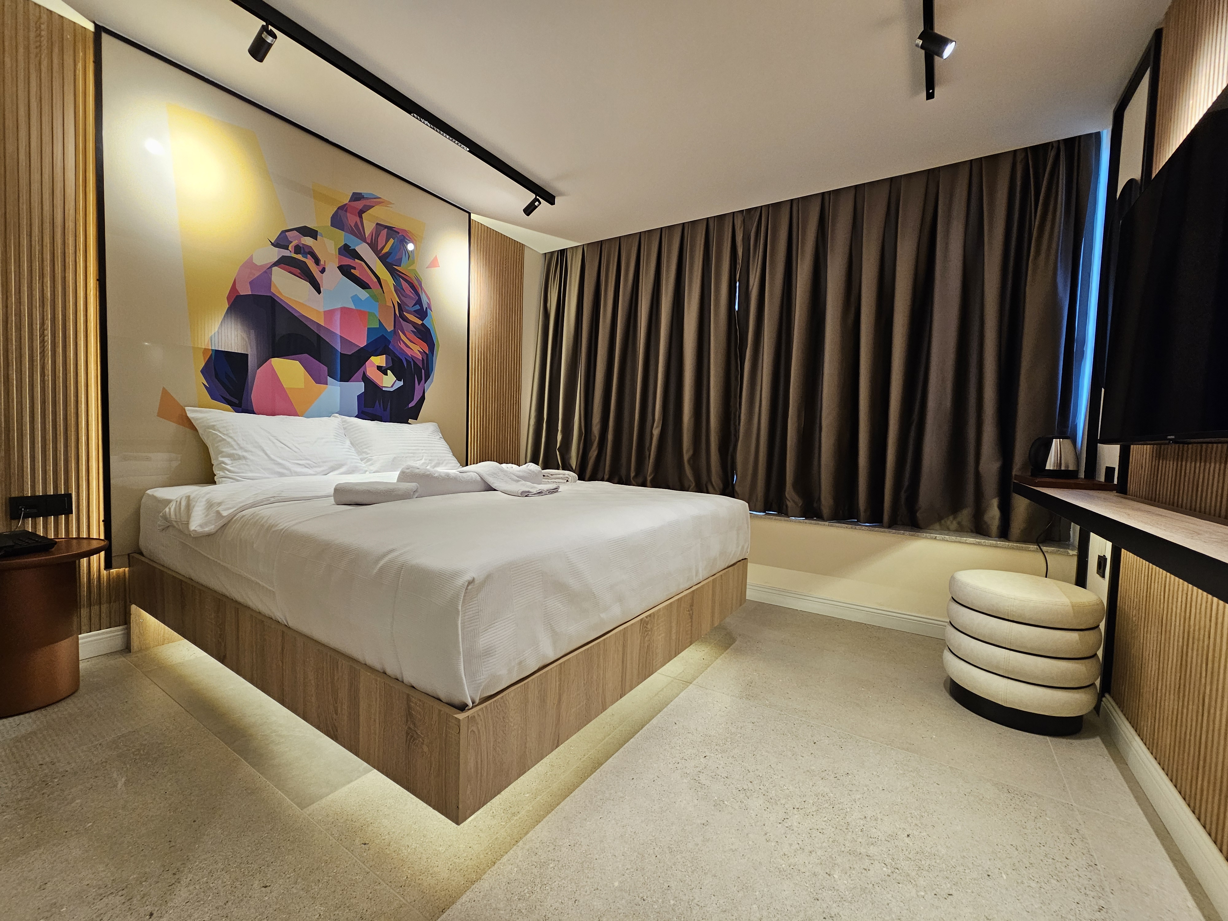 Room, classic
