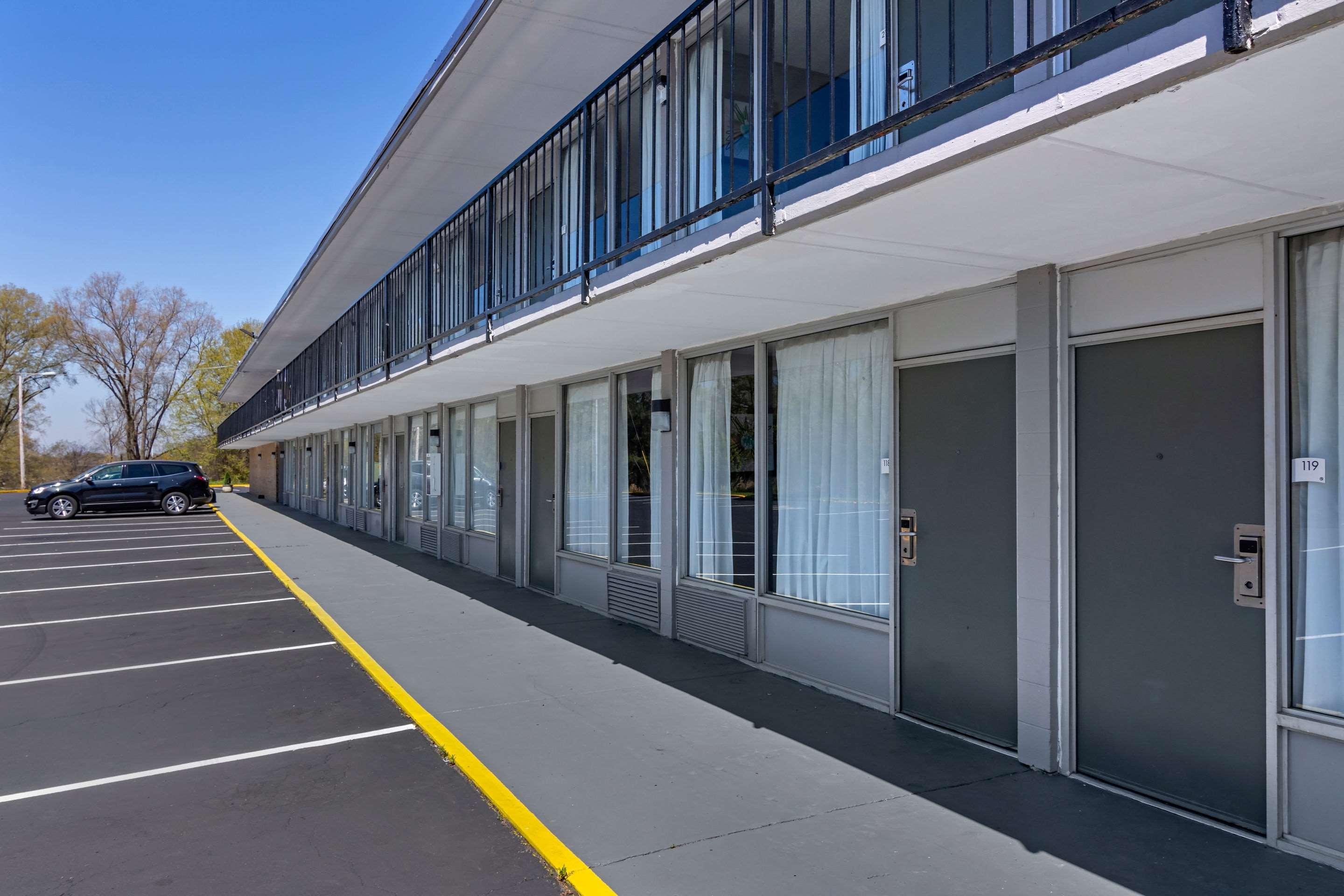 Quality Inn & Suites (Carteville)