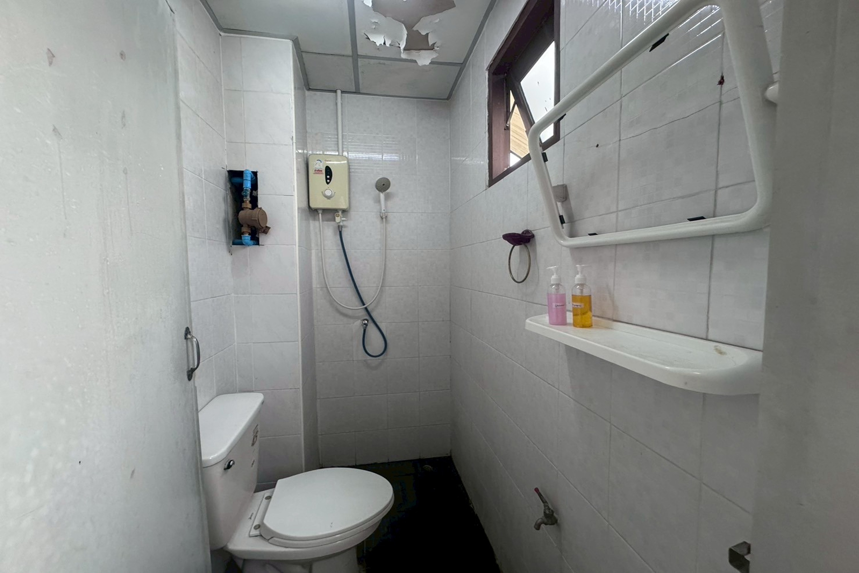 Sukhum Mega Bangna Guest House By Zuzu
