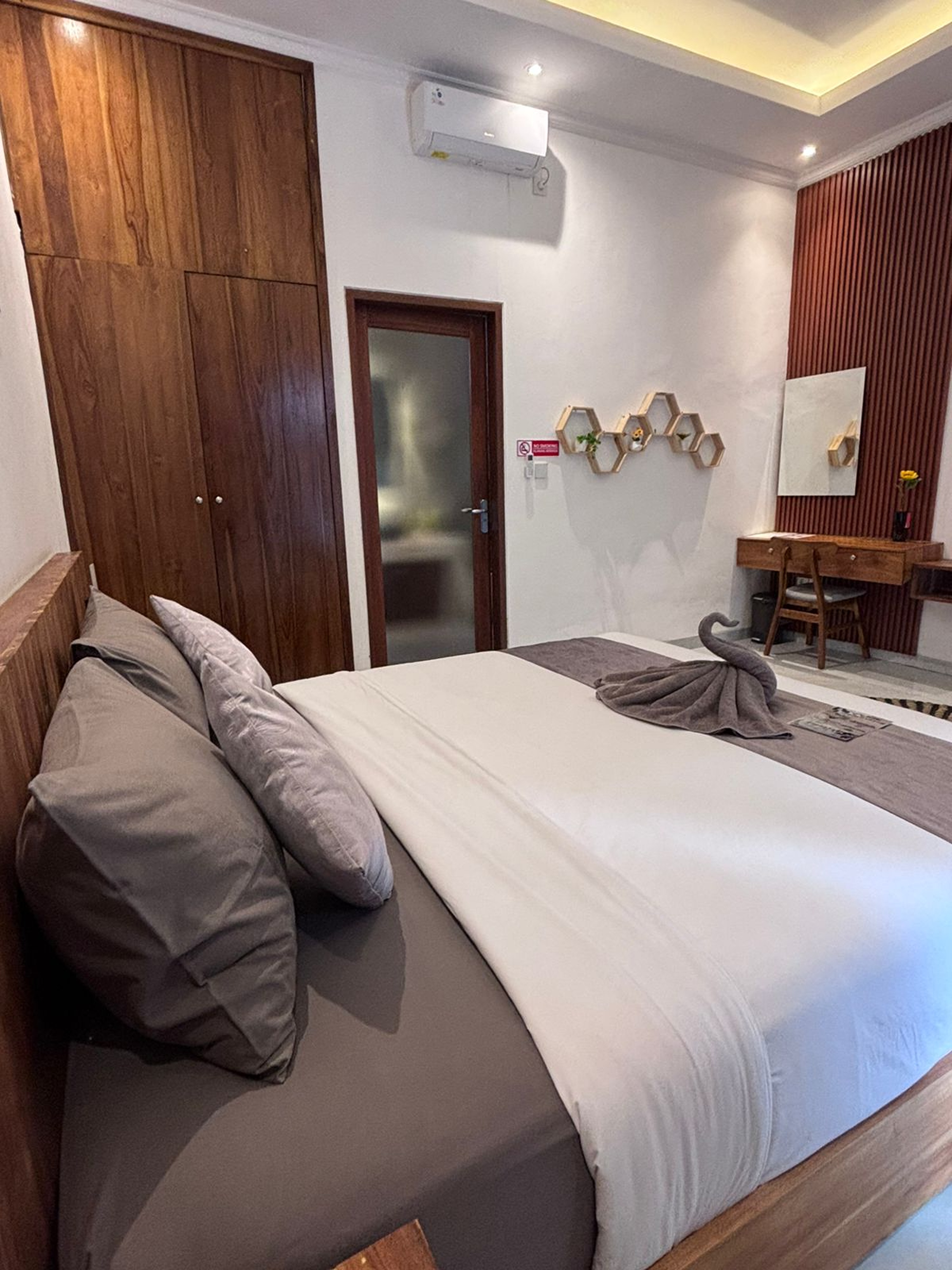 Bali Bata Canggu Guesthouse By Zuzu