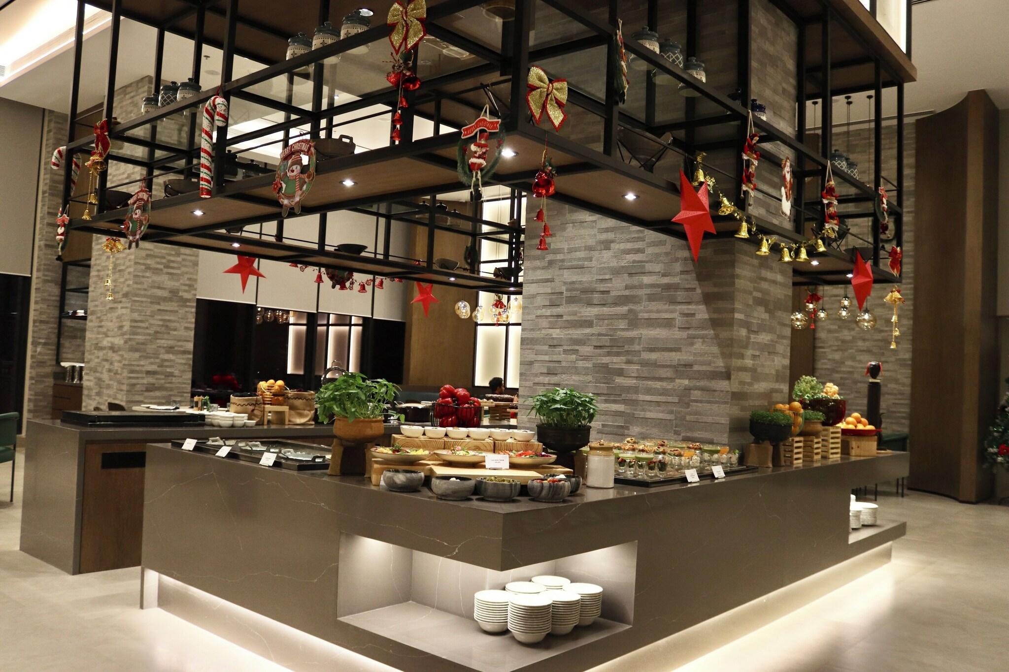 Four Points By Sheraton Nashik
