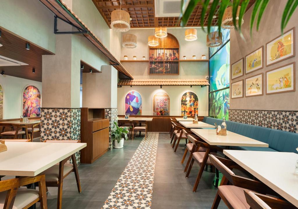 Bloom Hotel - Dlf Road Gachibowli
