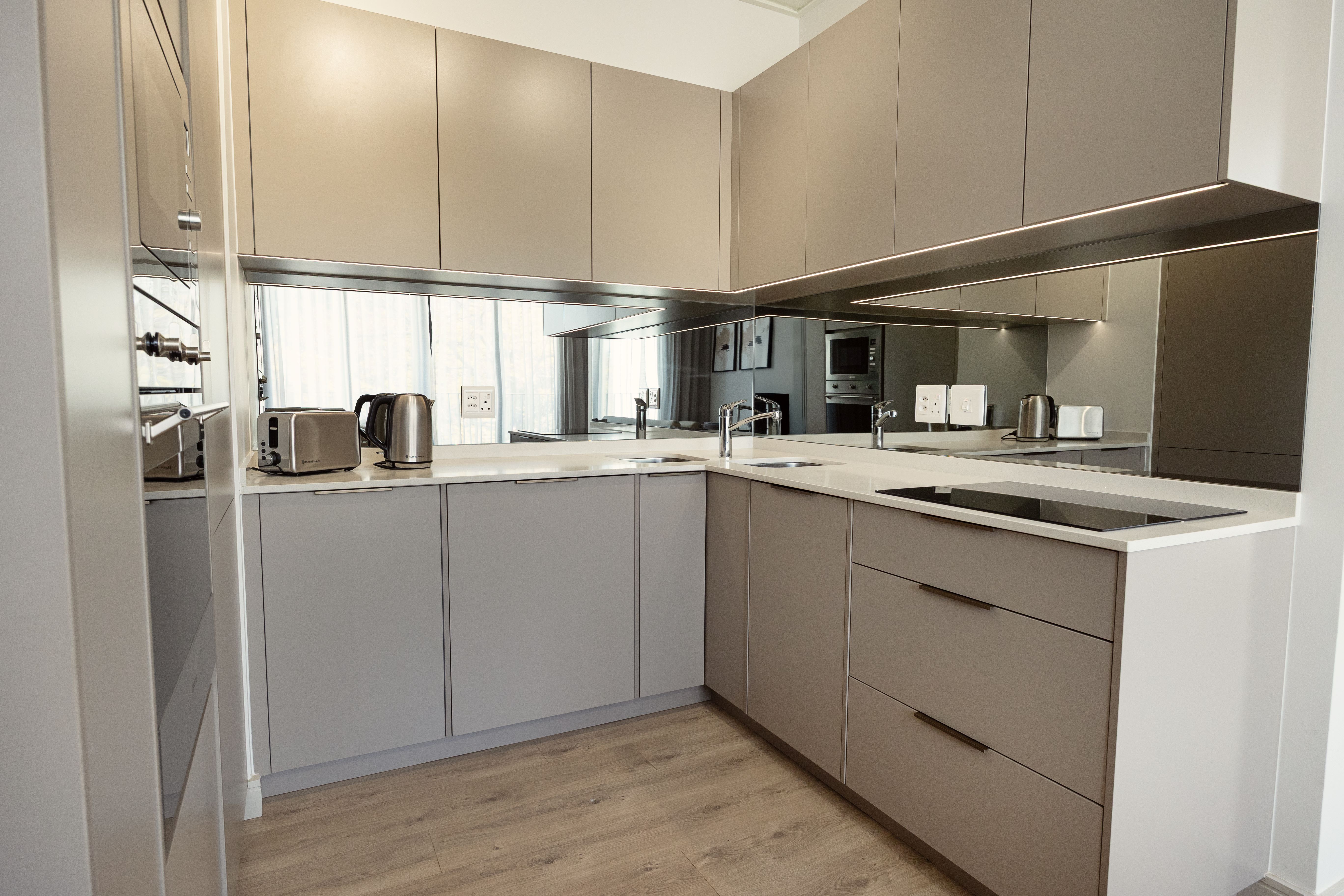 One Rosebank Executive Apartment Hotel
