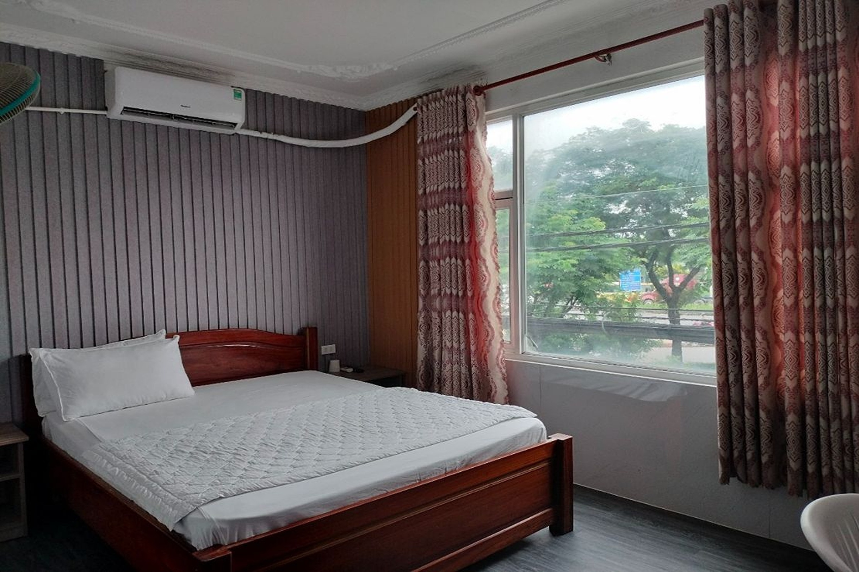 Hai Quynh Hotel By Zuzu