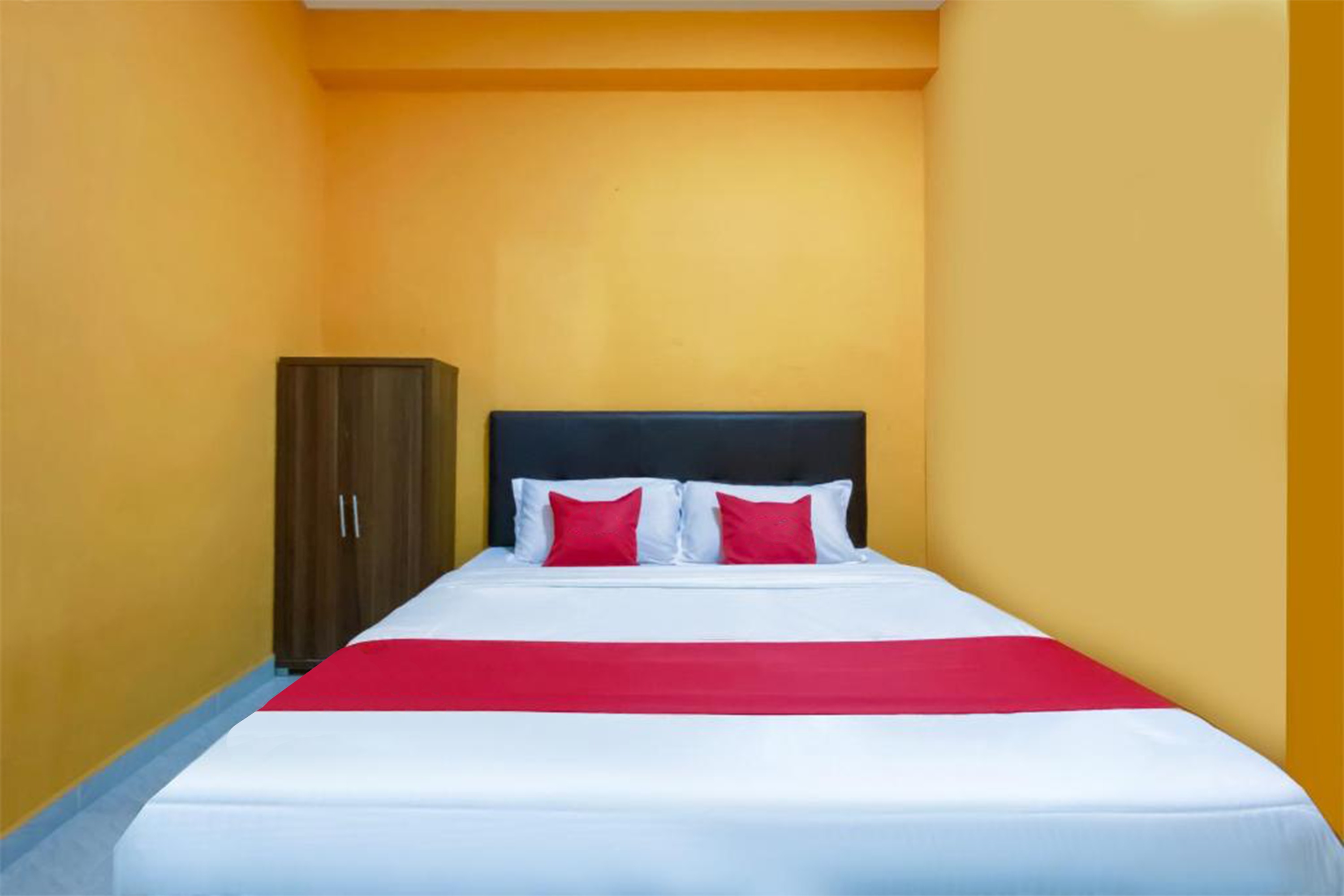 Coop Hotel Kangar By Zuzu