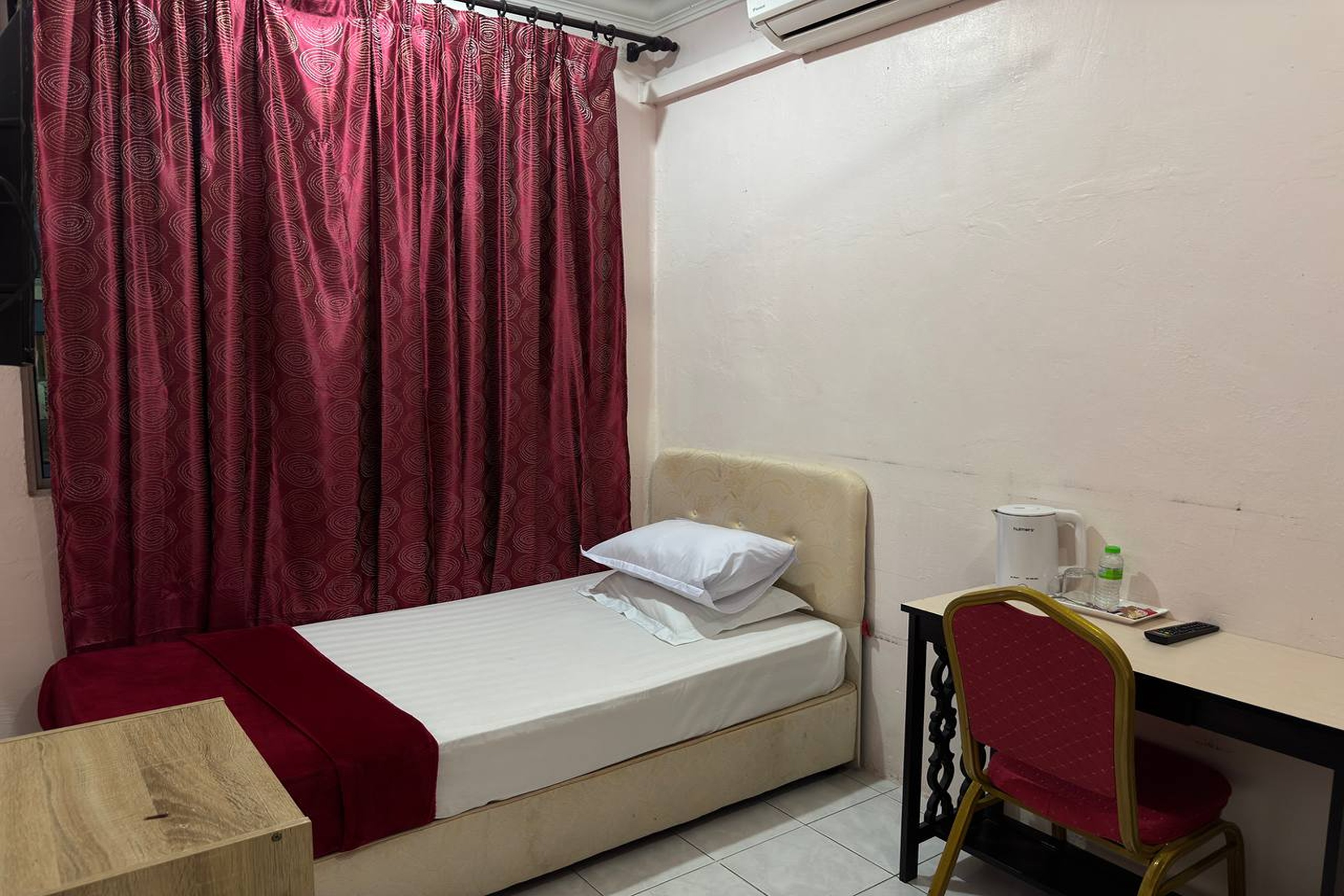 DARUL SALAM ORKID INN By Zuzu