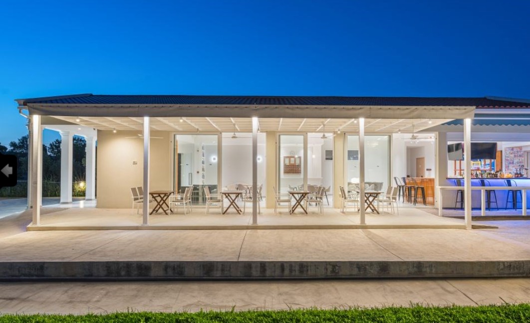 Manousis Aparthotel - photo