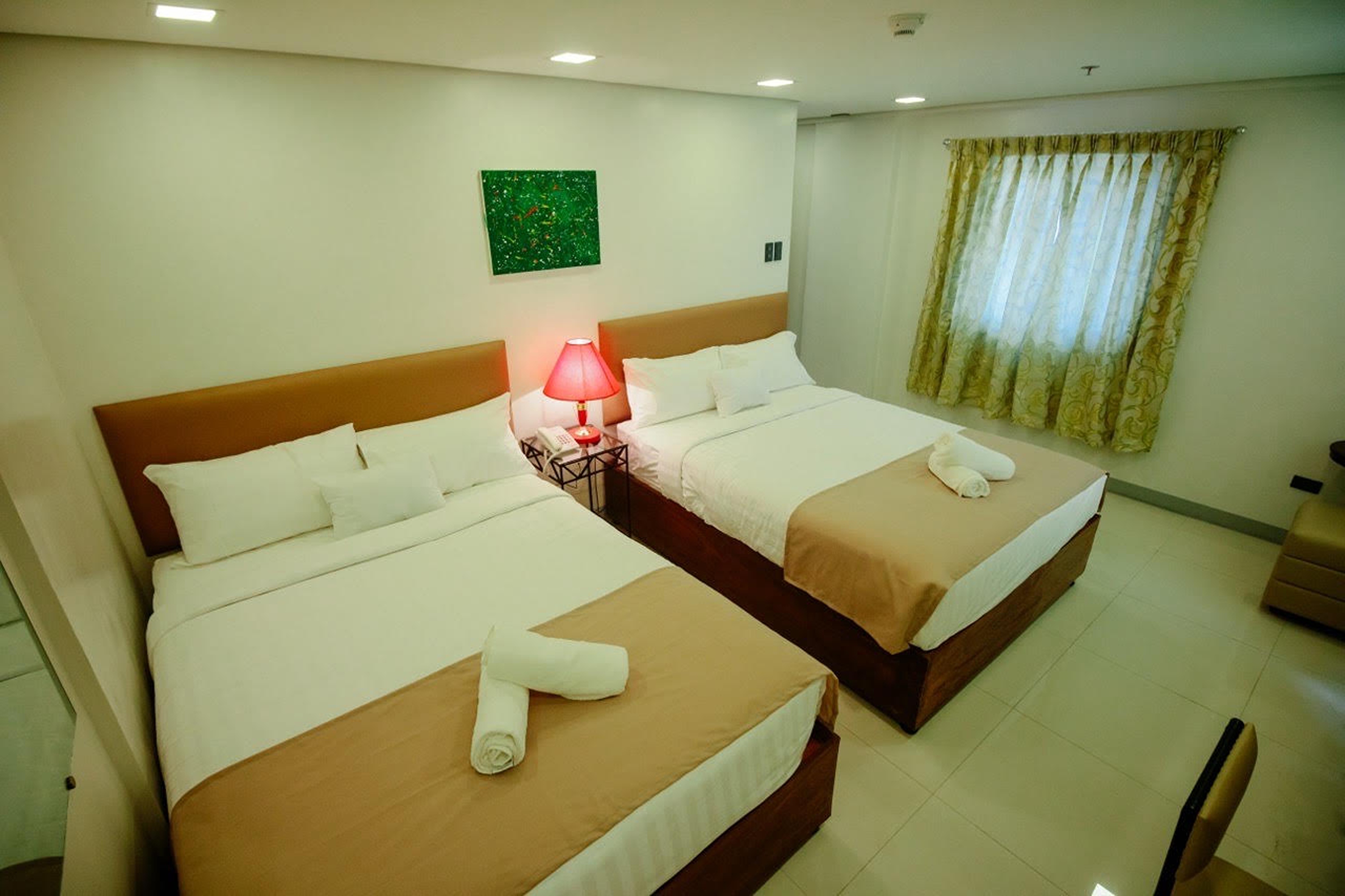 Belltower Csheli Suites Bantay - Vigan By Zuzu