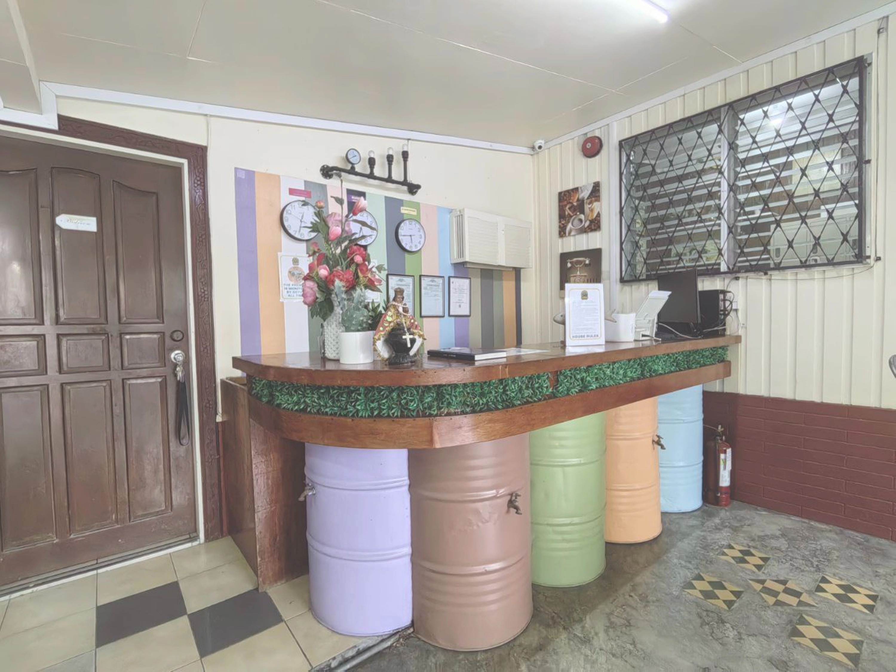Nappers Hostel By Zuzu