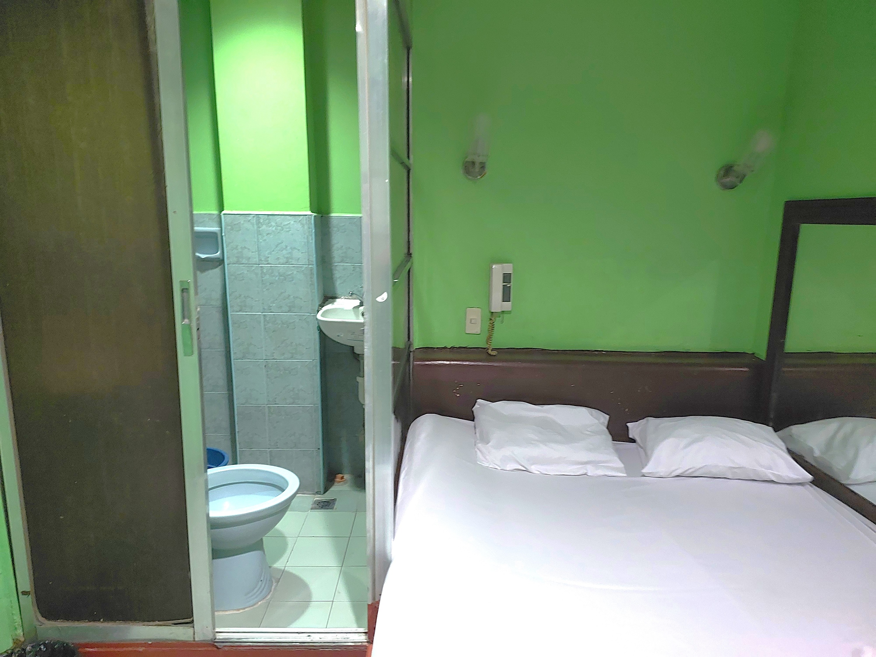 Mct Hotel By Zuzu