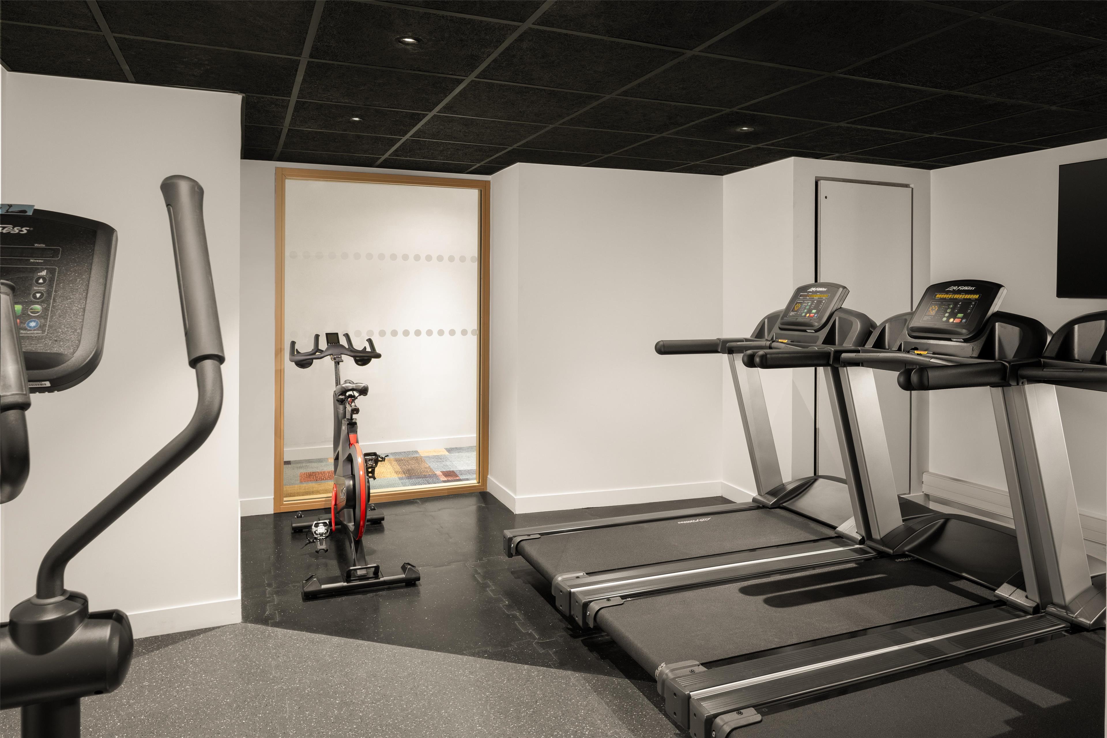 Hampton By Hilton Paris Charles De Gaulle Airport