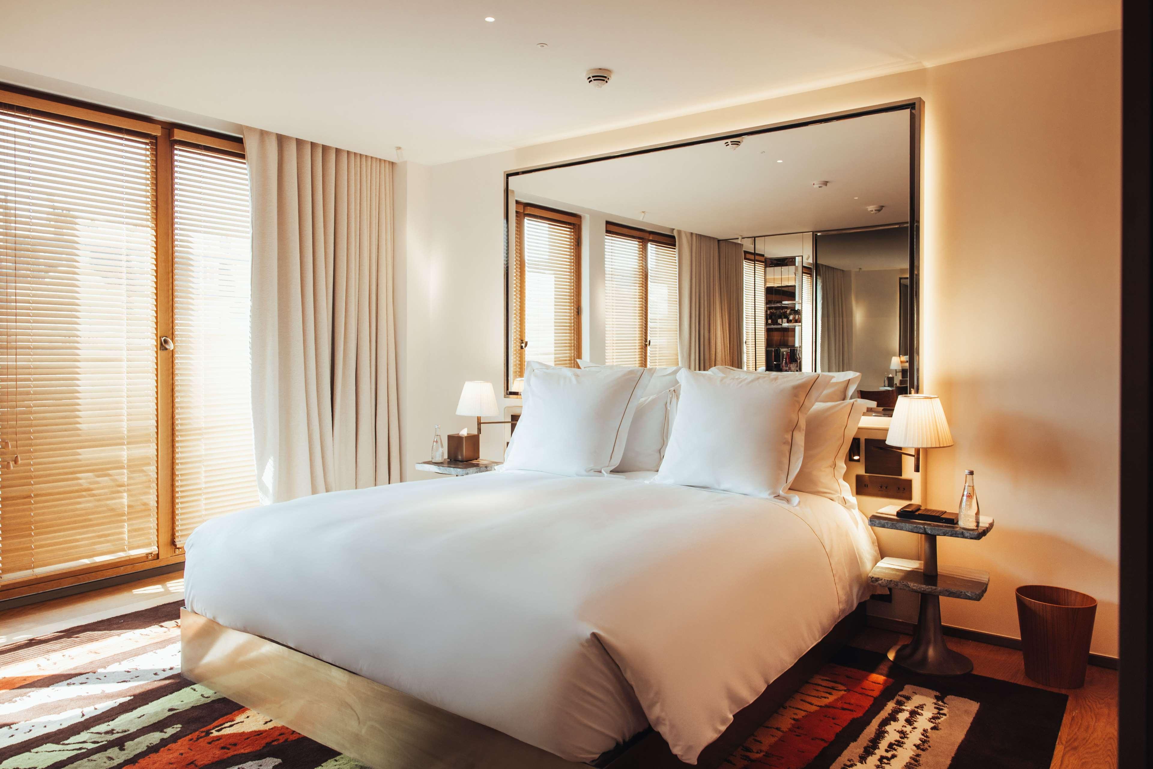 Sax Paris, LXR Hotels & Resorts by null