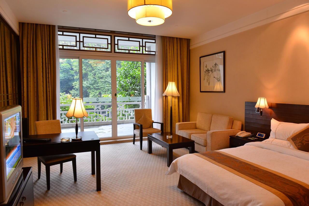 Guangdong Yingbin Hotel by null