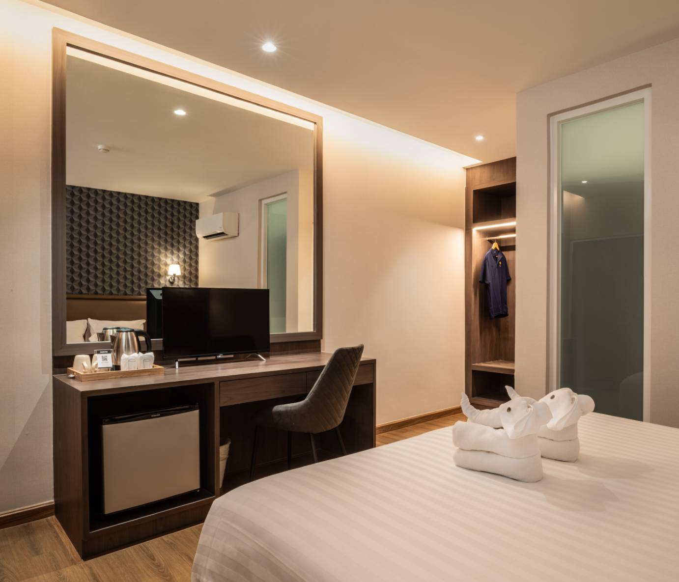 Lucky Hotel, Bangkok