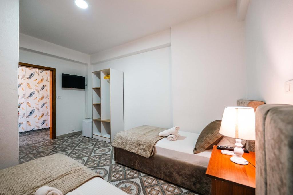 Lion Hotel