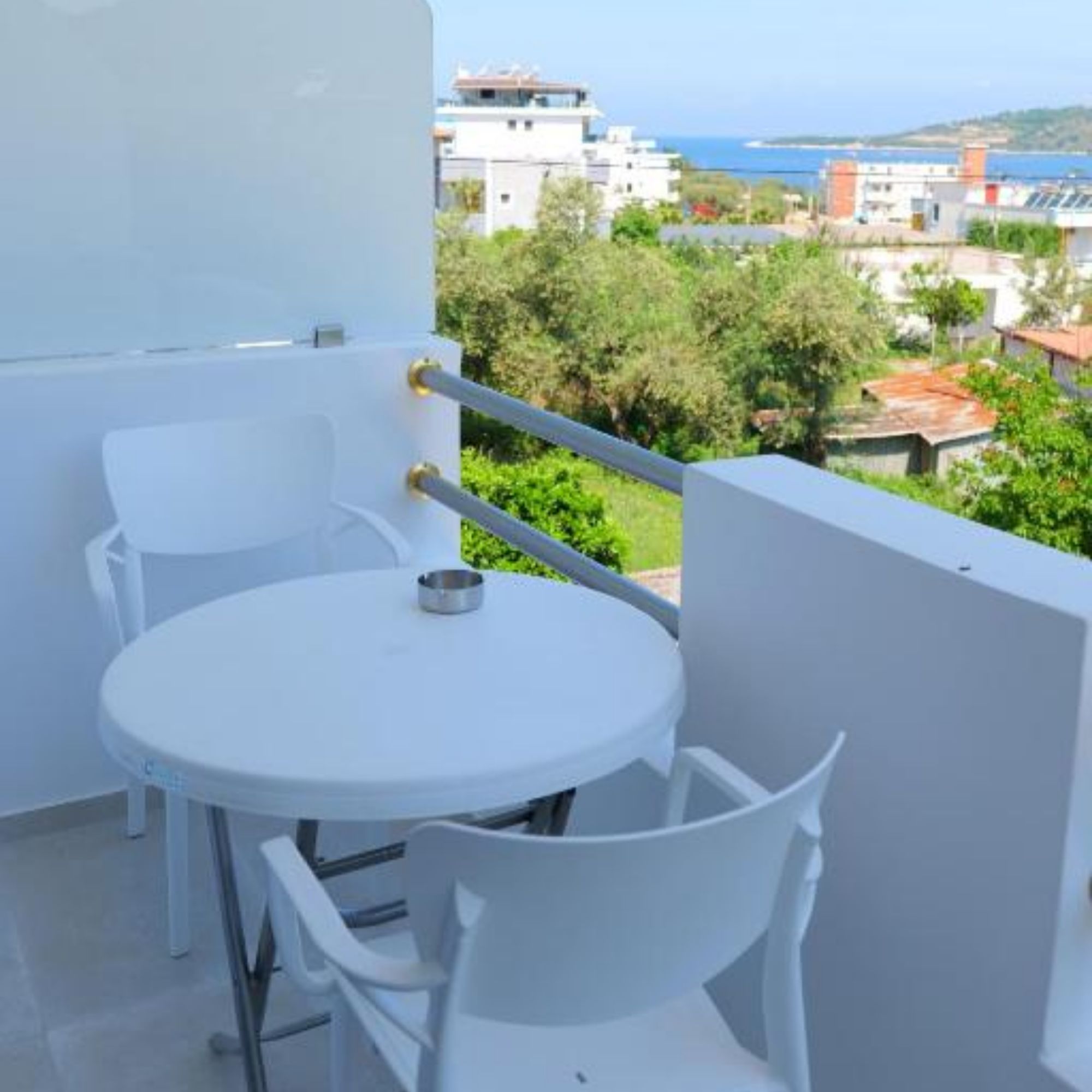 Lux Apartments