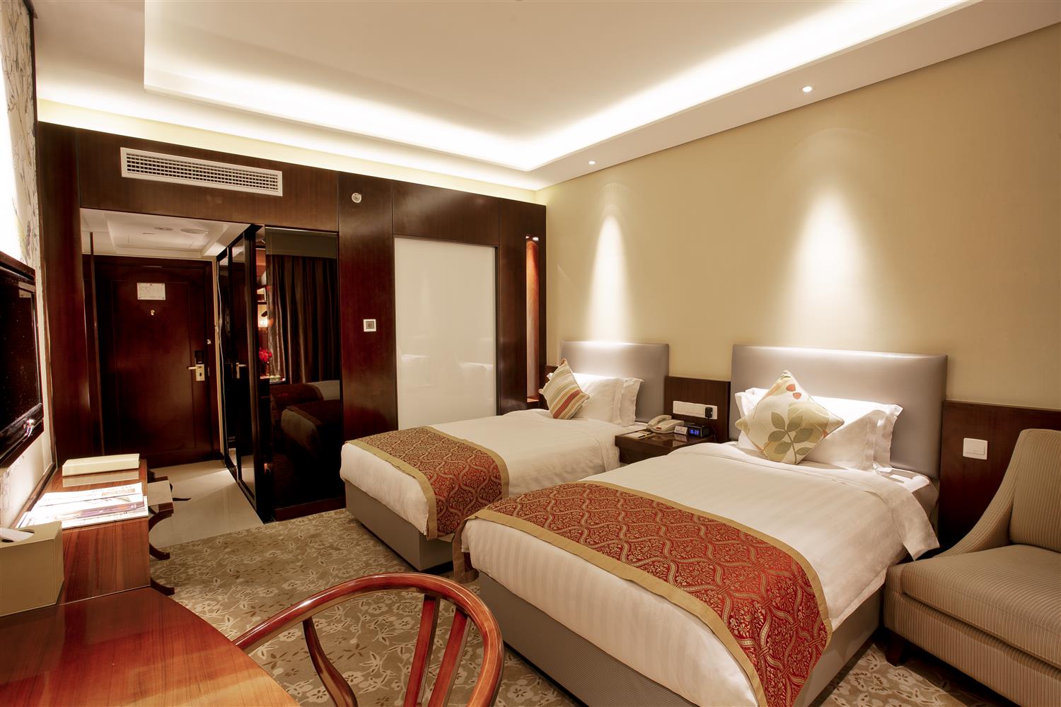 Plus Hangzhou Meiyuan Hotel