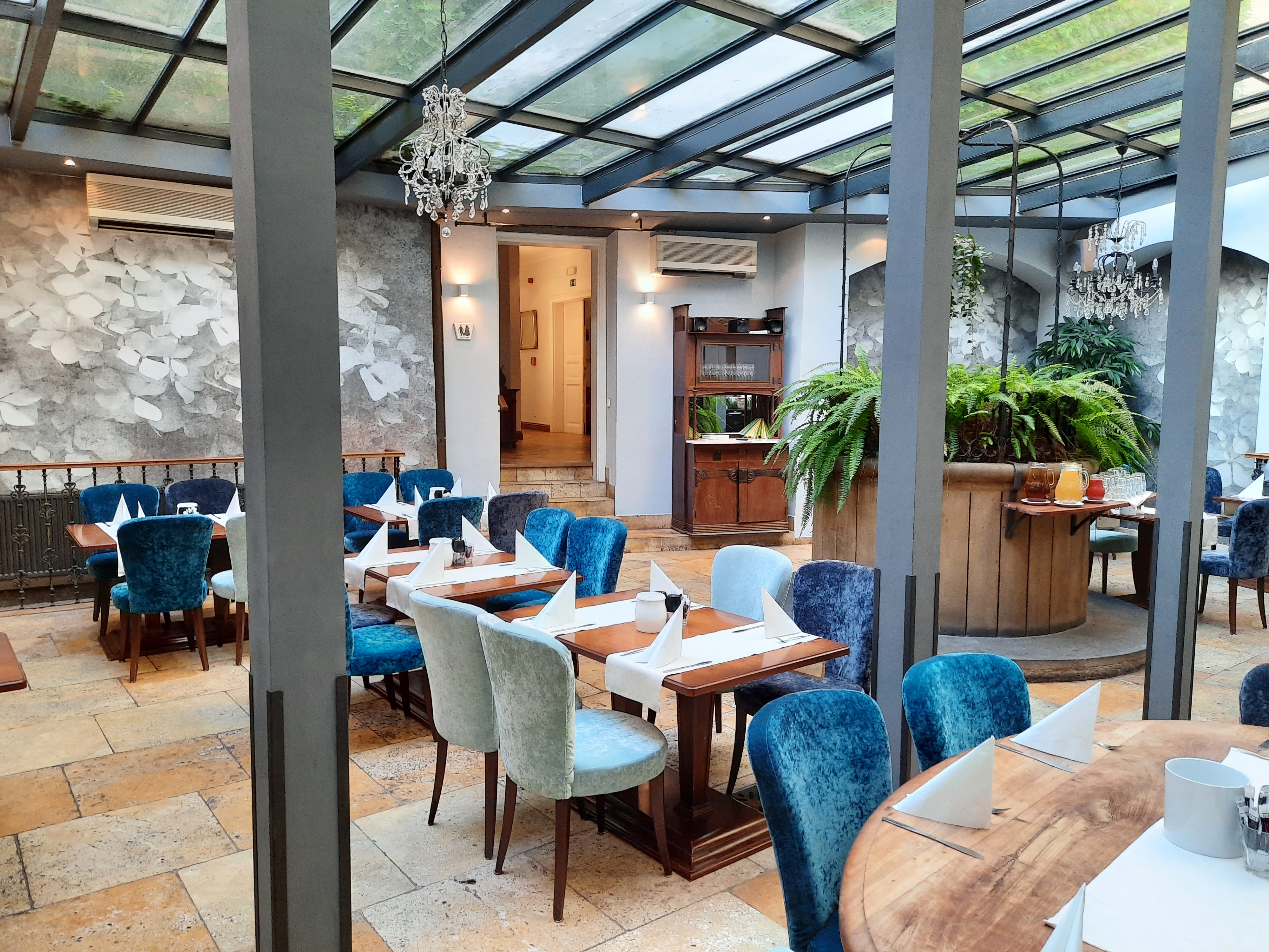 Antik Hotel Prague - photo