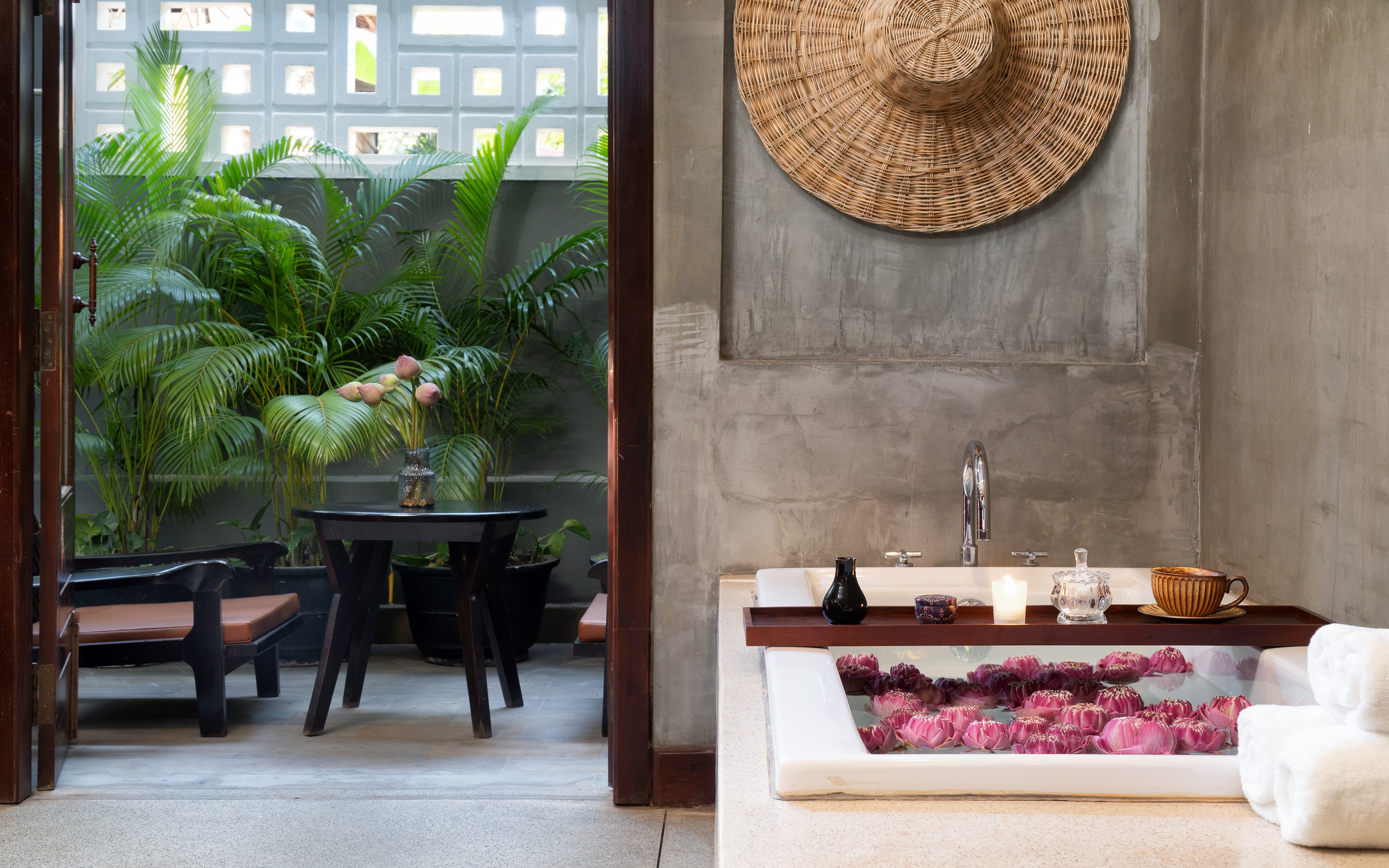 The Moon Residence & Spa